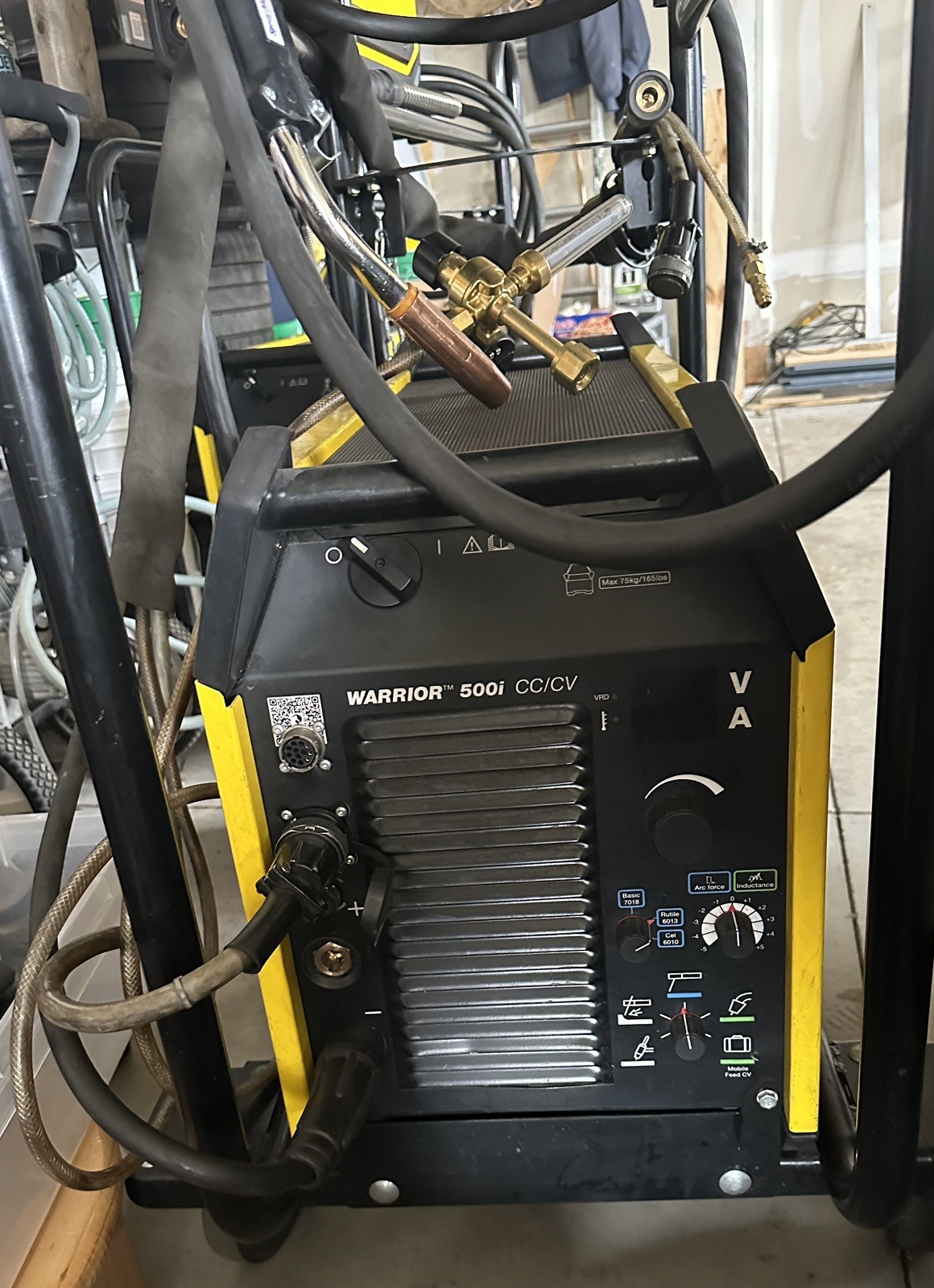 ESAB Warrior 500i – CC/CV Multi-Process Welder With Robust Feed Pro Wire Feeder