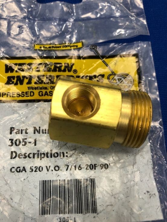 Western Enterprises 305-1 Adaptor Fitting CGA-520 Acetylene 7/16-20