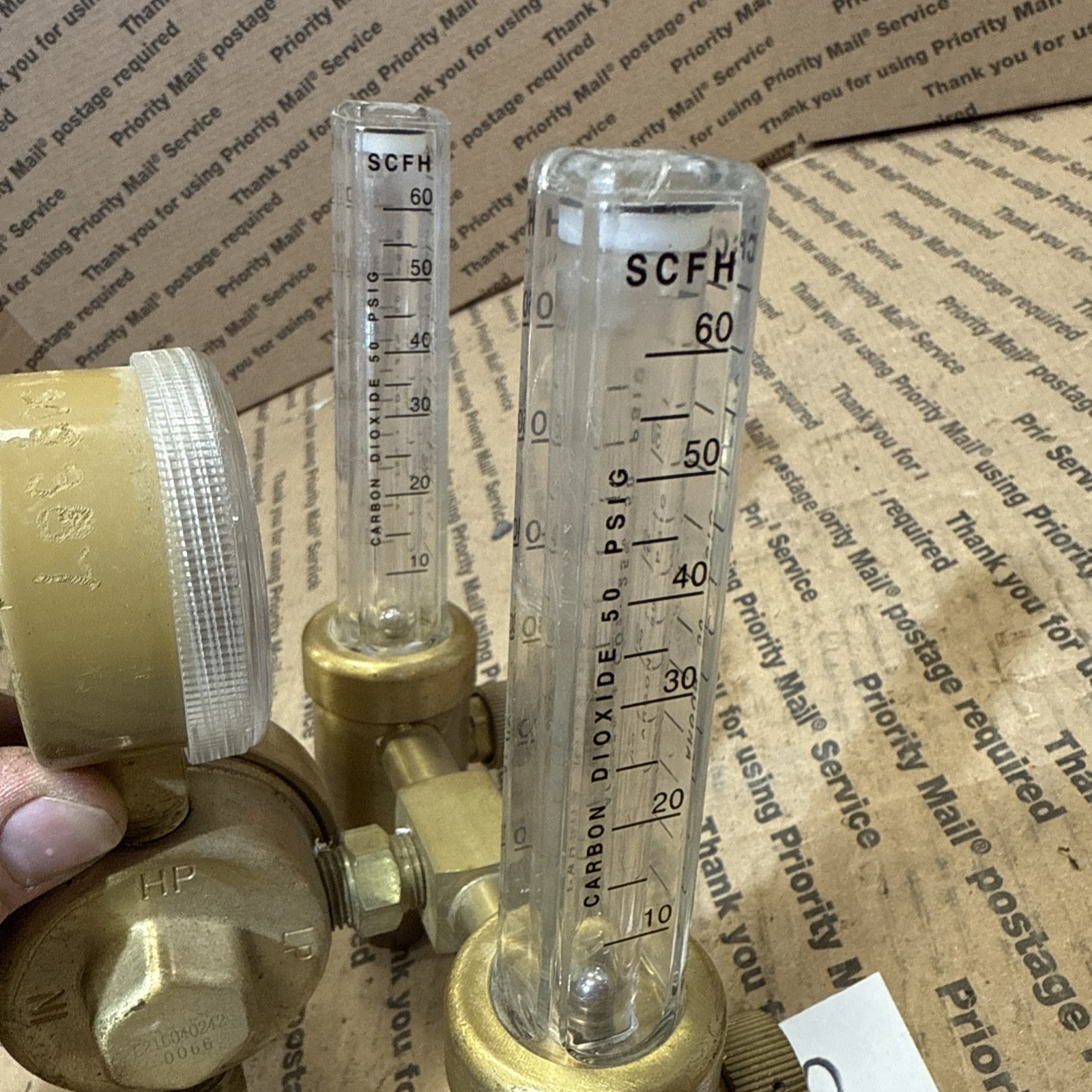 Centec 196AR-60 Compressed Gas Regulator Used Free Shipping Has Engraving