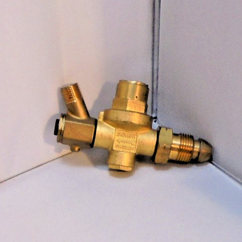 NEW Sievert Industries 3099 LTS Propane Regulator 28 psi Ships Free