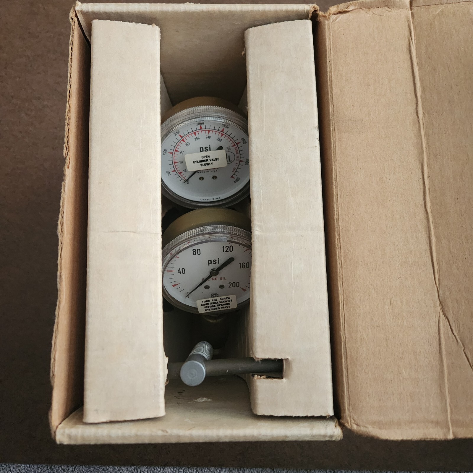 Vtg NOS AIRCO 806-8456 Oxygen Regulator 4000 PSI 200 PSI GAUGE Made USA