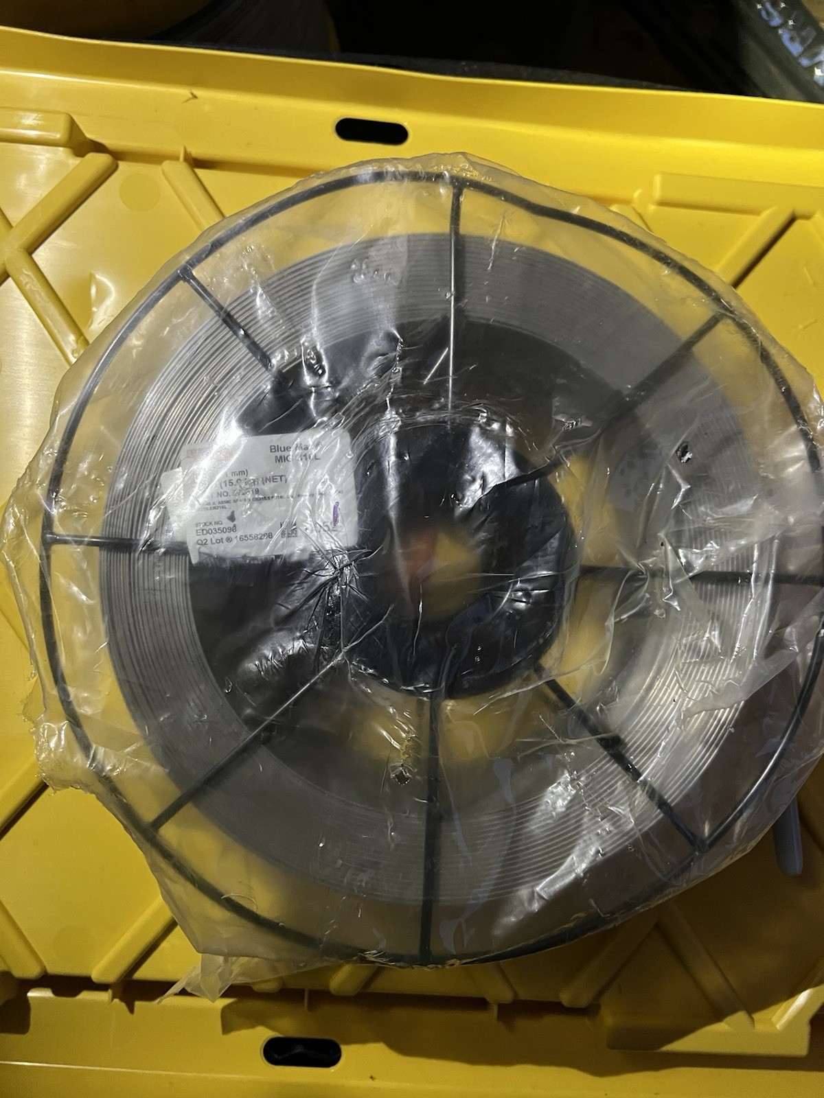 .045″ ER316L Blue Max® 316L Stainless Steel MIG Wire 33 lb Steel Spool