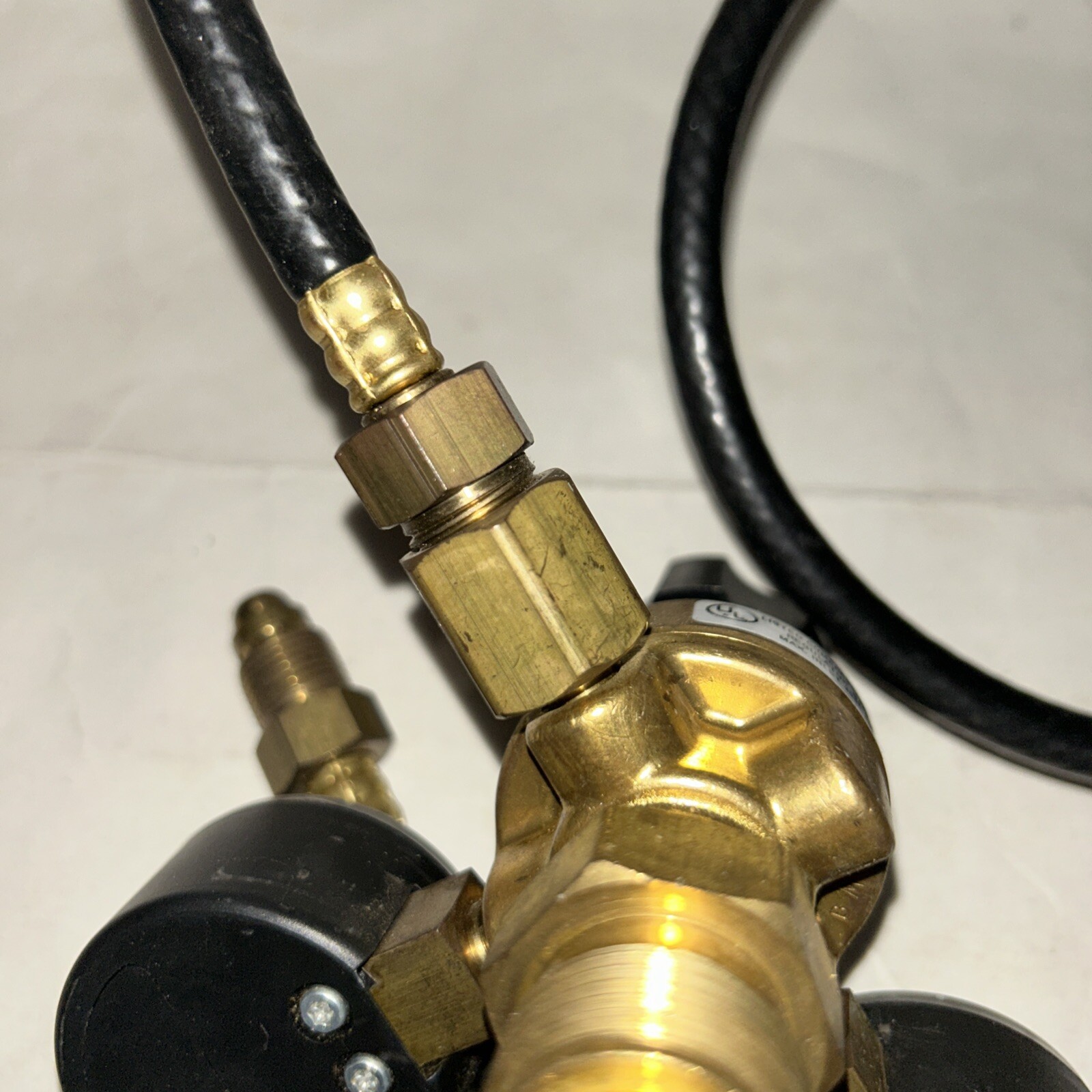 Harris gas shielding regulator for a welding torch (11777)