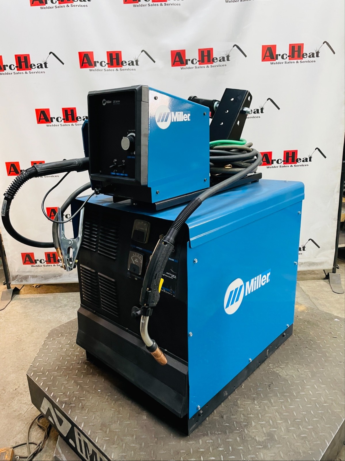 Miller CP-302 & NEW 20 Series Feeder MIG Welder
