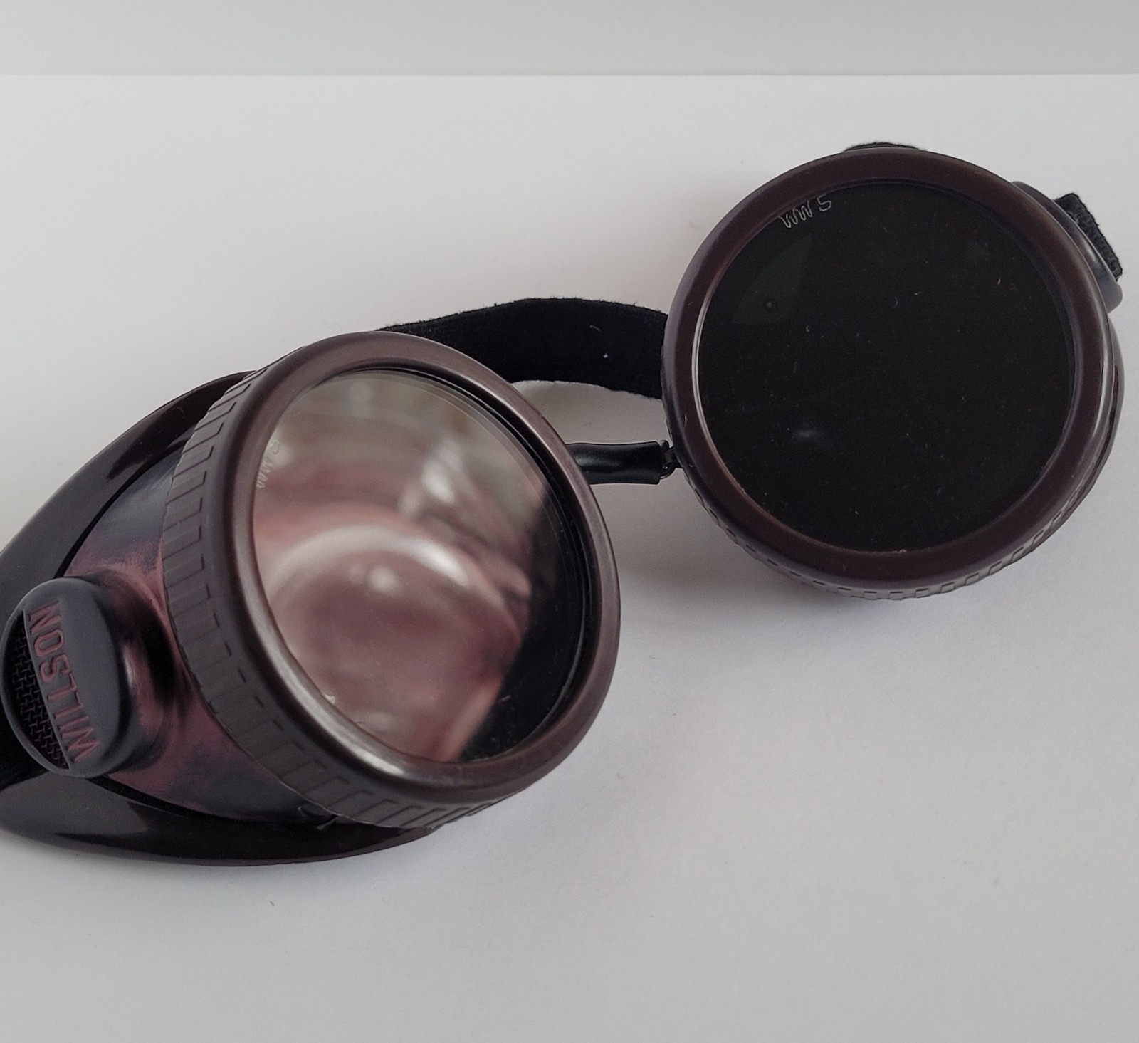 Vintage Willson Tinted Welding Steampunk Cup Safety Goggles WAW10 WW5 w Box Used