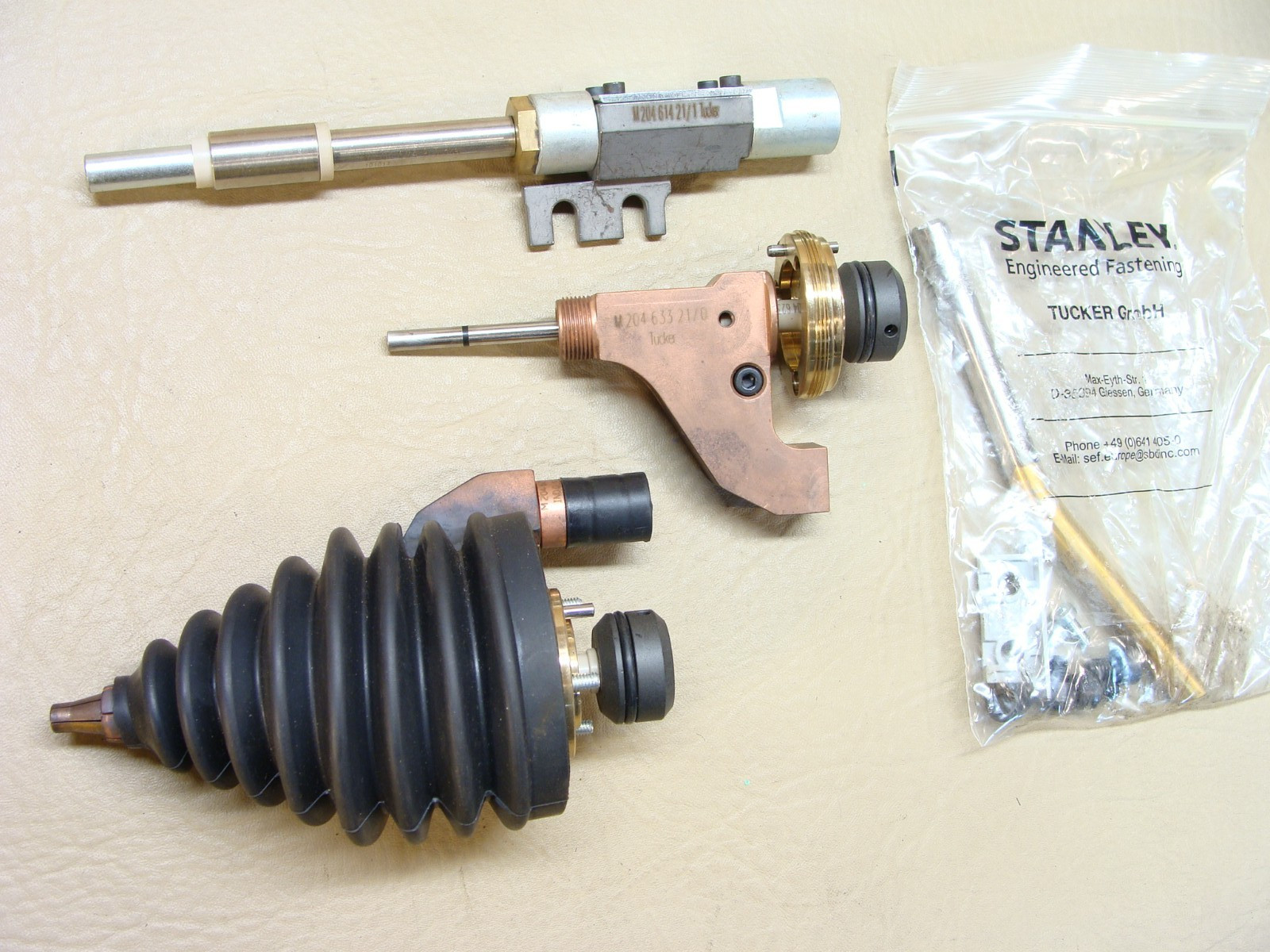 NEW Tucker Stanley robotic spot stud welder head tip assembly M204 633 21/0