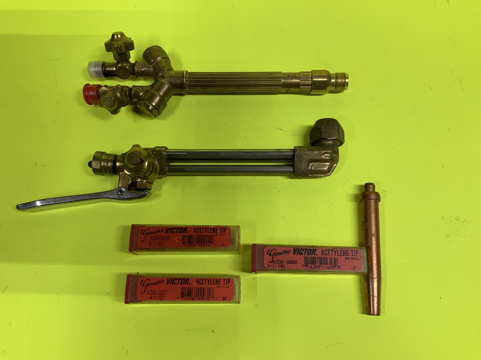 Victor Cutting Torch Set CA25 Attachment WH26FC Handle &4 tips