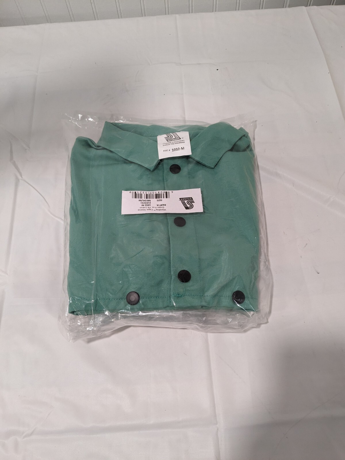 Steiner 9 oz Flame Retardant Cotton Cape Sleeves (Without Bib) 1032-M