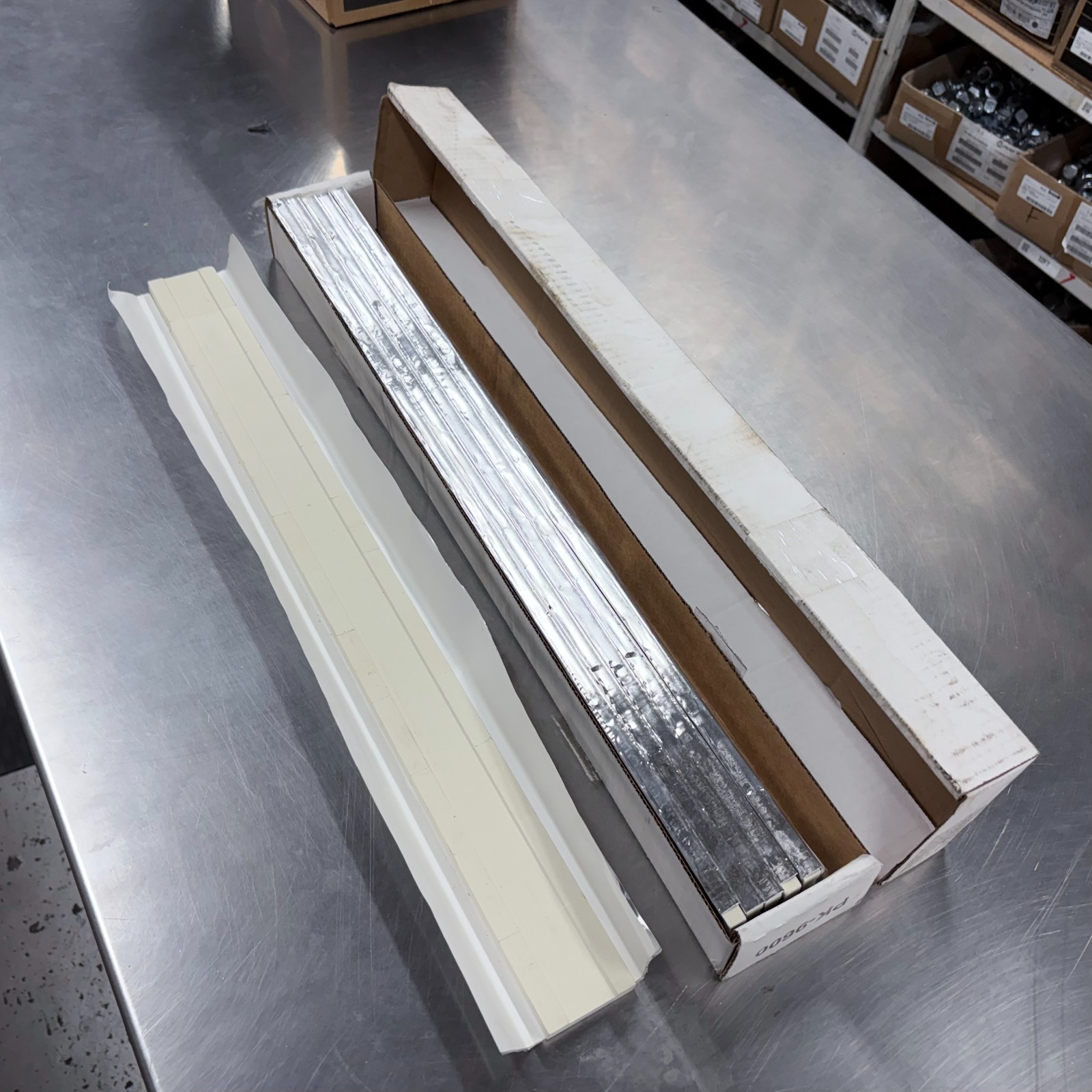 ESAB® Refrac-T-Back™ 3/8″ X 2″ X 2′ Non-Metallic Ceramic Weld Backing ( 16 ft )