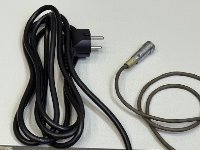Unitek Miyachi 250DP/230 1-250-03-02 250 Dual Pulse Stored Energy Power Supply