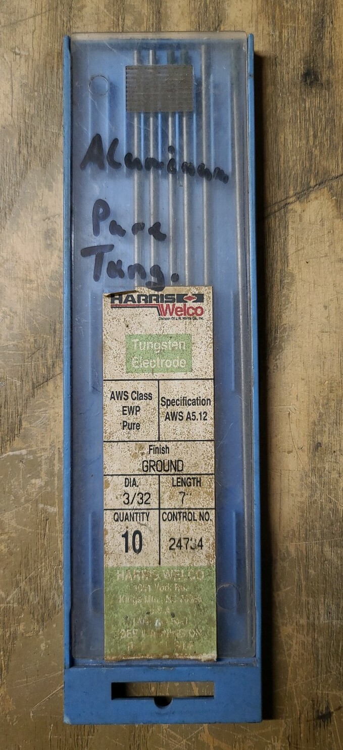 Tungsten Welding Electrodes 3/32 x 7″ 6 Pieces AWS A5.12 20JS-1324-X3