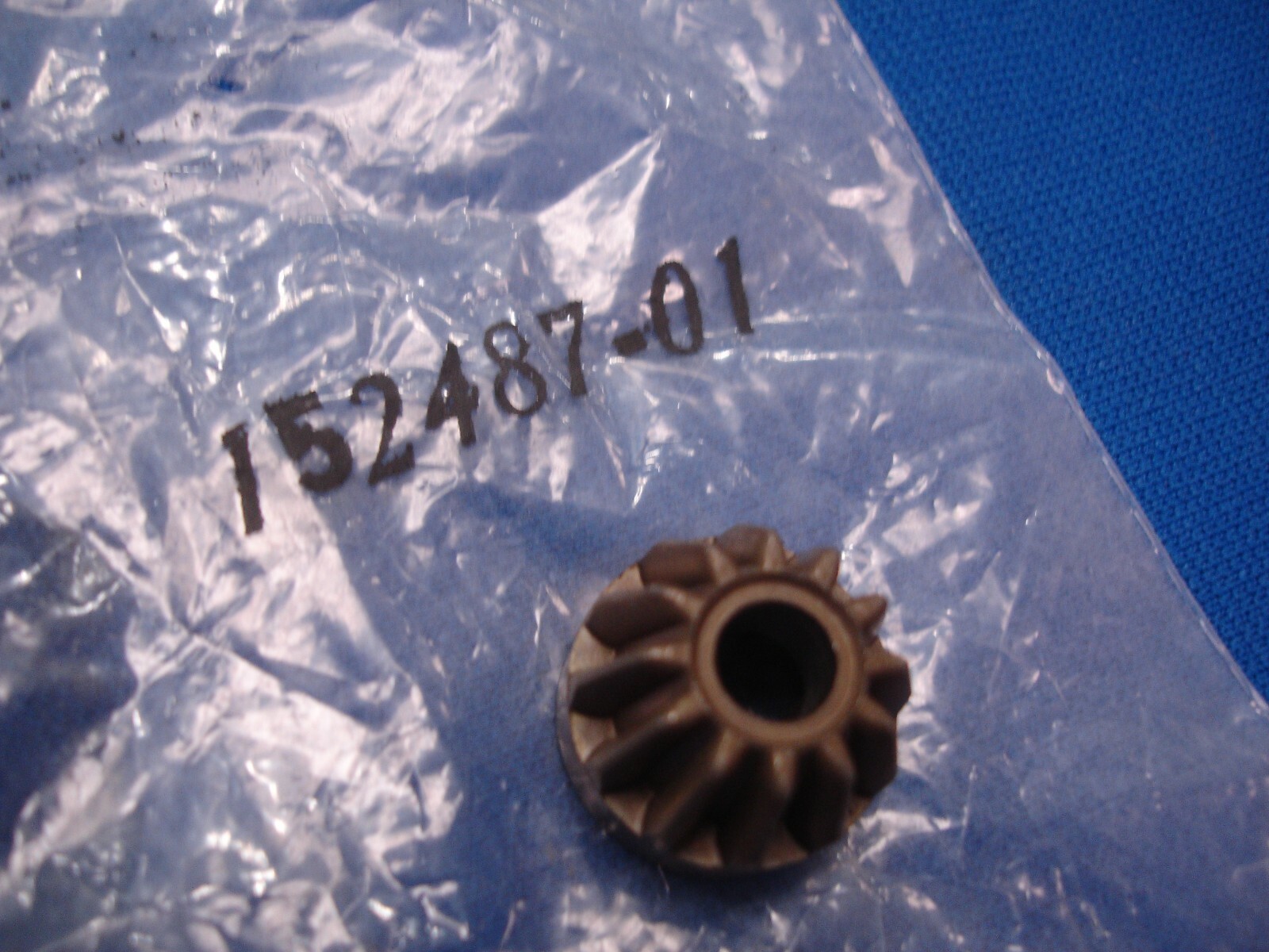 Black and Decker Pinion gear Genuine Replacement Part 152487-01
