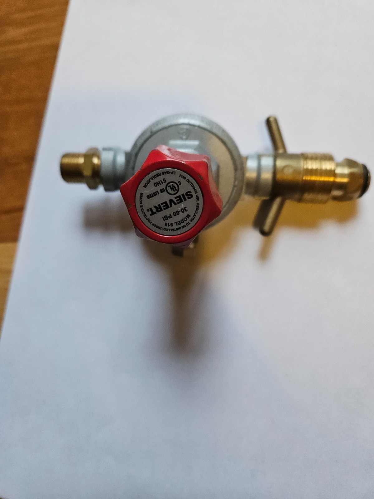 Sievert Propane Regulator Adjustable 15 60 PSI Single Stage CGA 510 Brass Steel