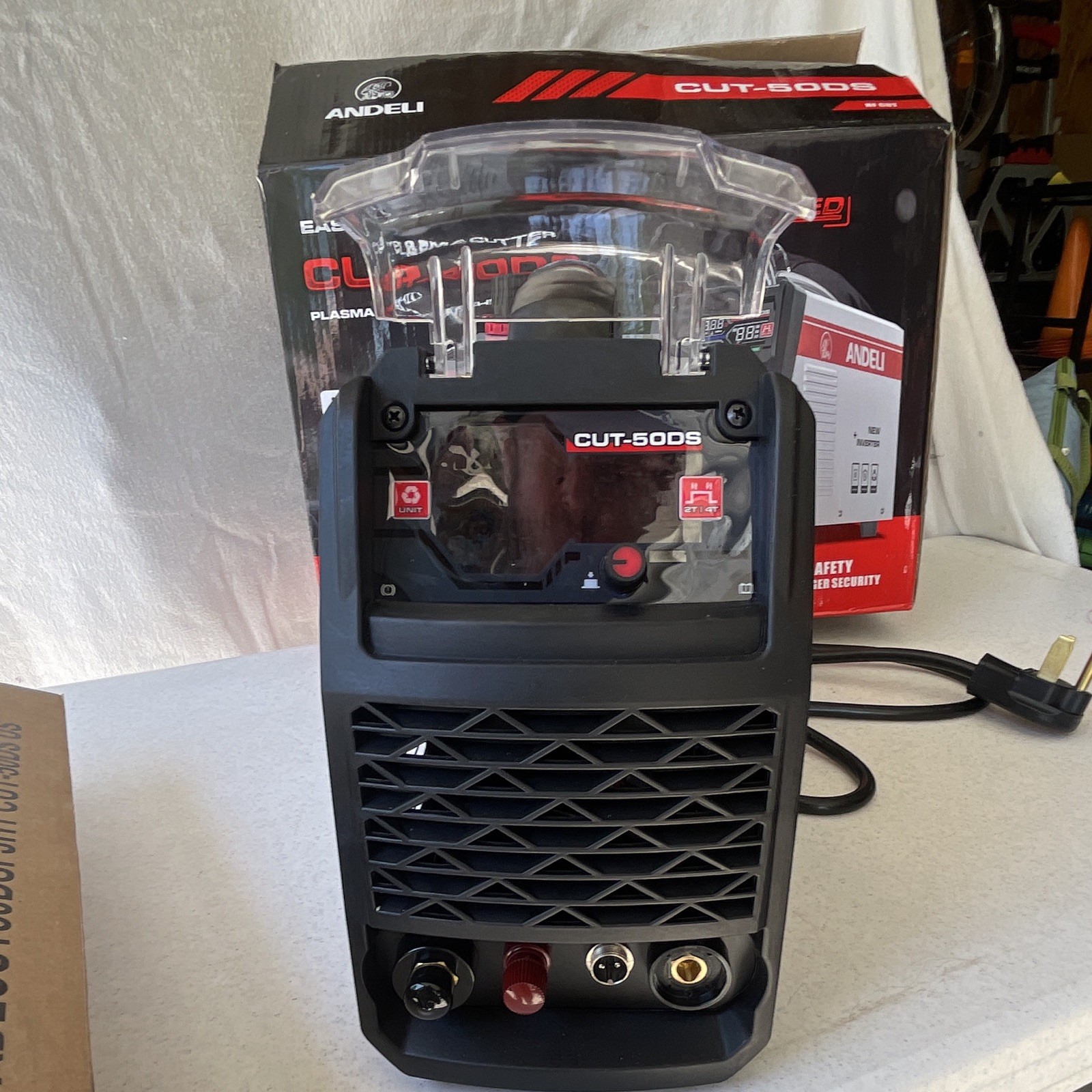 ANDELI CUT-50DS Inverter Plasma Cutter 55A w/ Torch, Clamp, Gas Hose, Box
