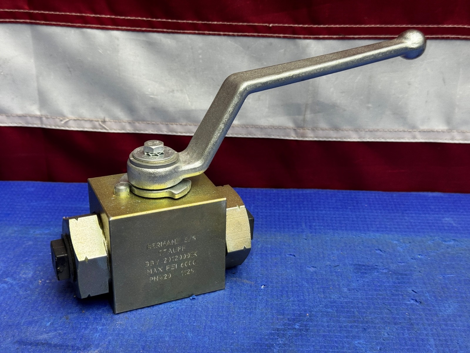 Stauff BBV20120001K Valve 6000 PSI PN420 1128, Aluminum Handle