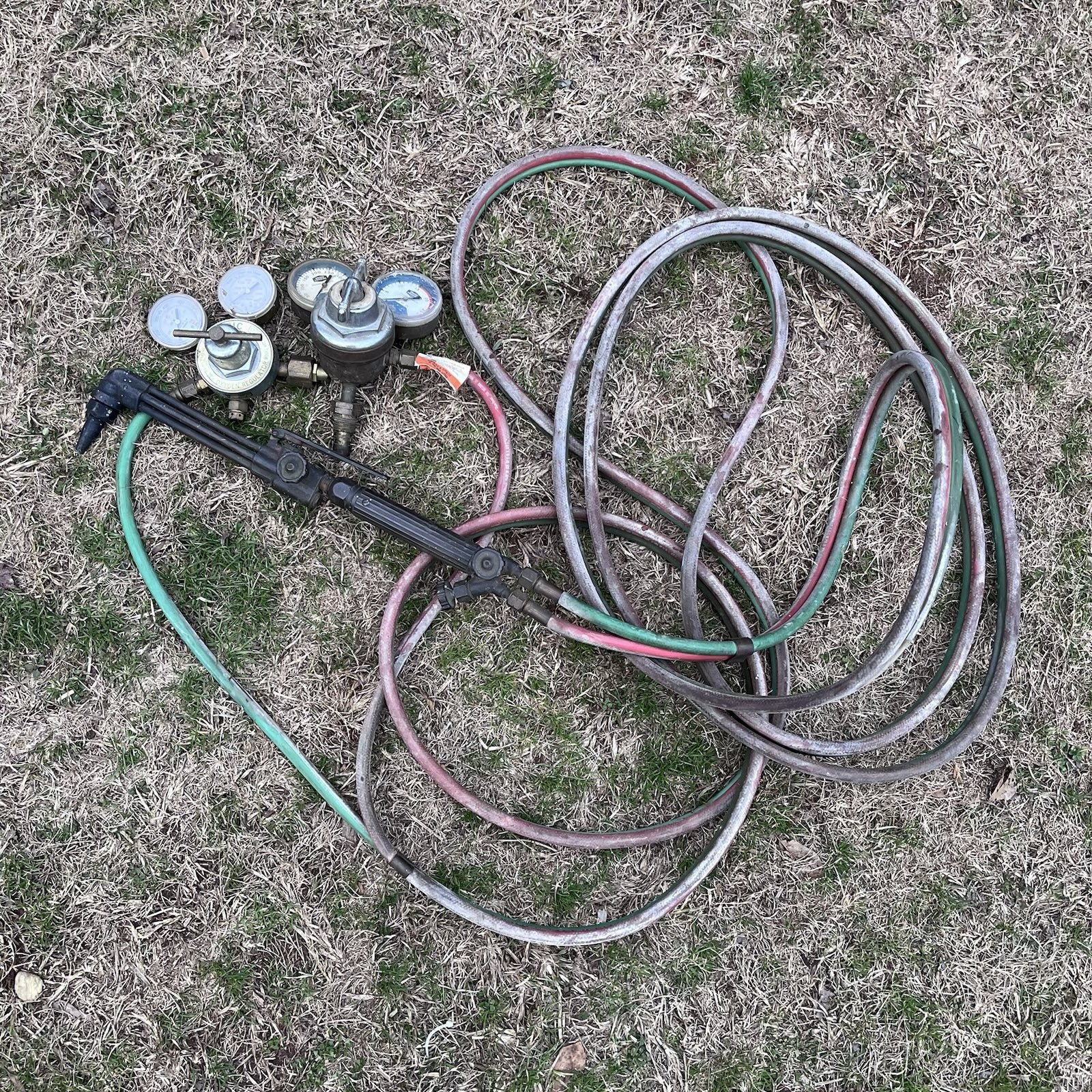 Used Oxweld Cw-24 & W-17 Cutting Torch Set With Gauges & Hose No Tanks Read DS!!