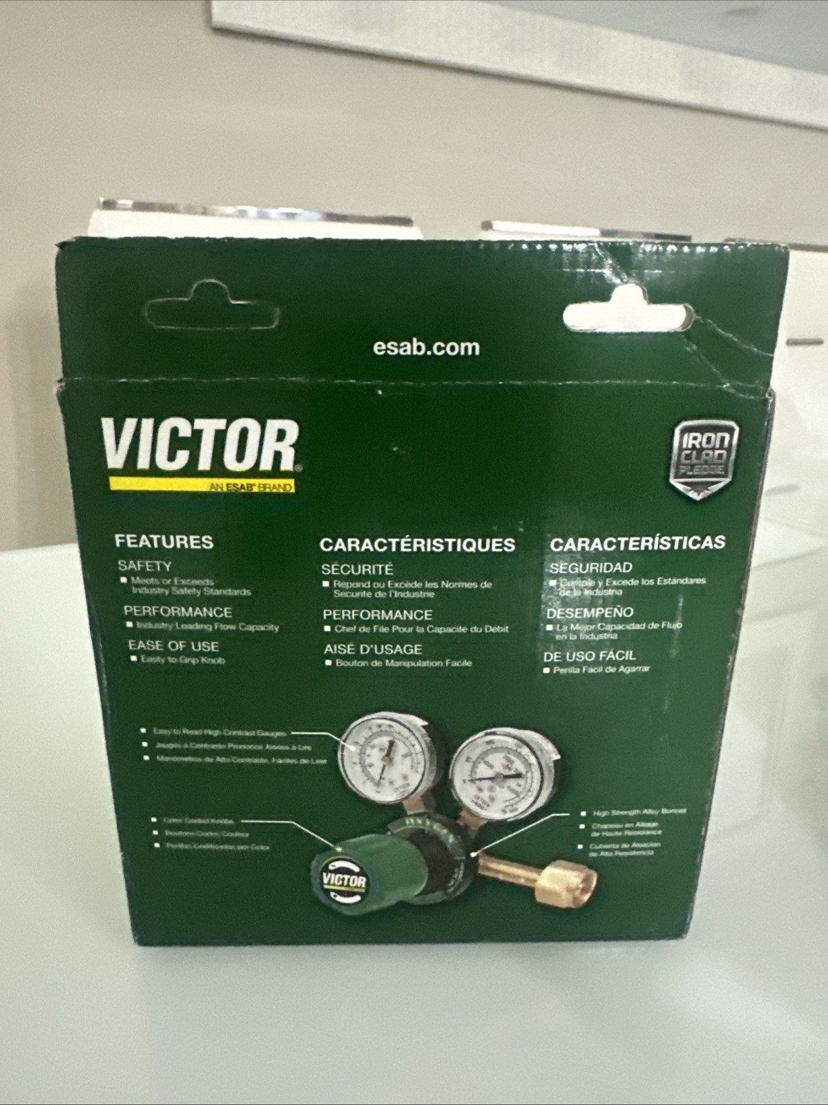 Victor 0781-9405 G250-15-510 Medium Duty Single Stage Acetylene Regulator