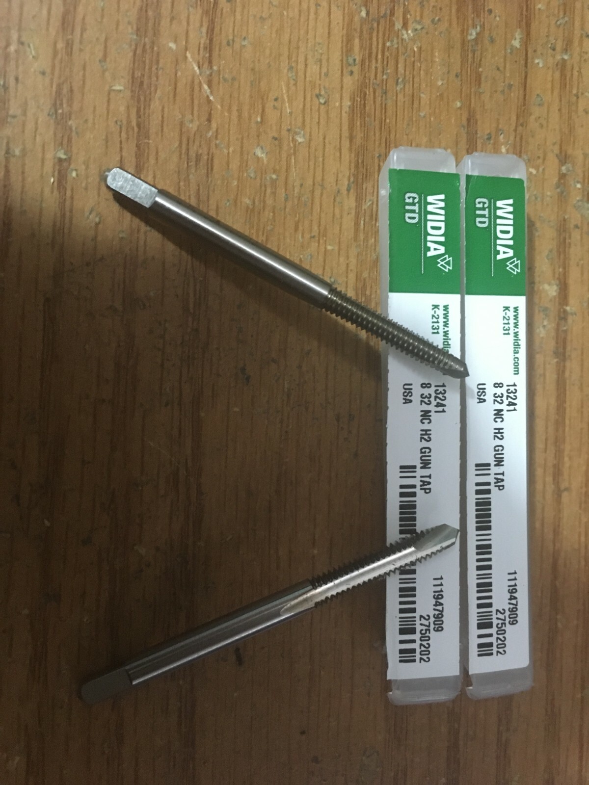 (2) 5301/13241 #8-32 Uncoated 2 Flute H2 HSS Plug Chamfer 3-5 Pitch Spiral Point