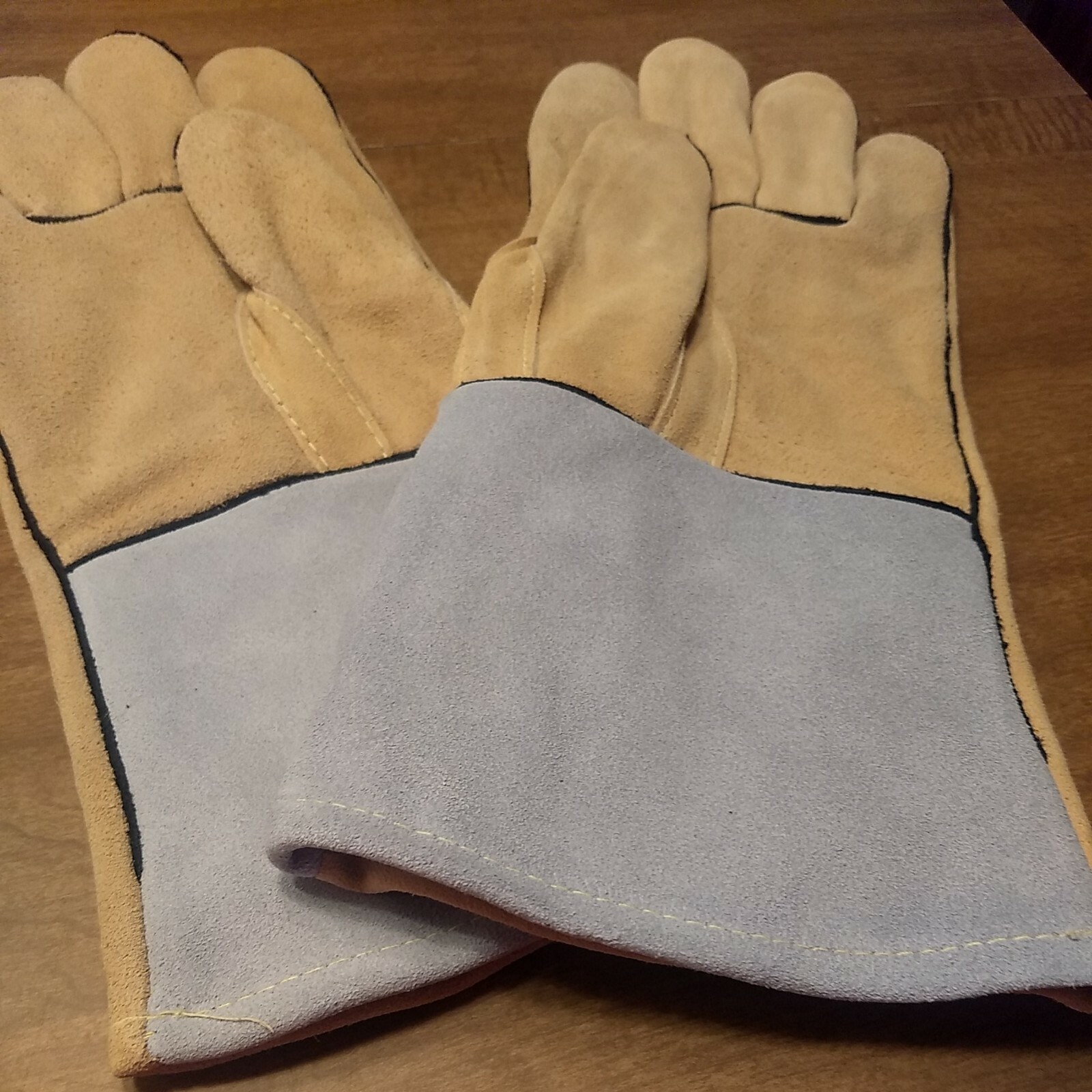 Mcr Safety 4740 Bobcat Welding Gloves, Cowhide Palm, XL NEW