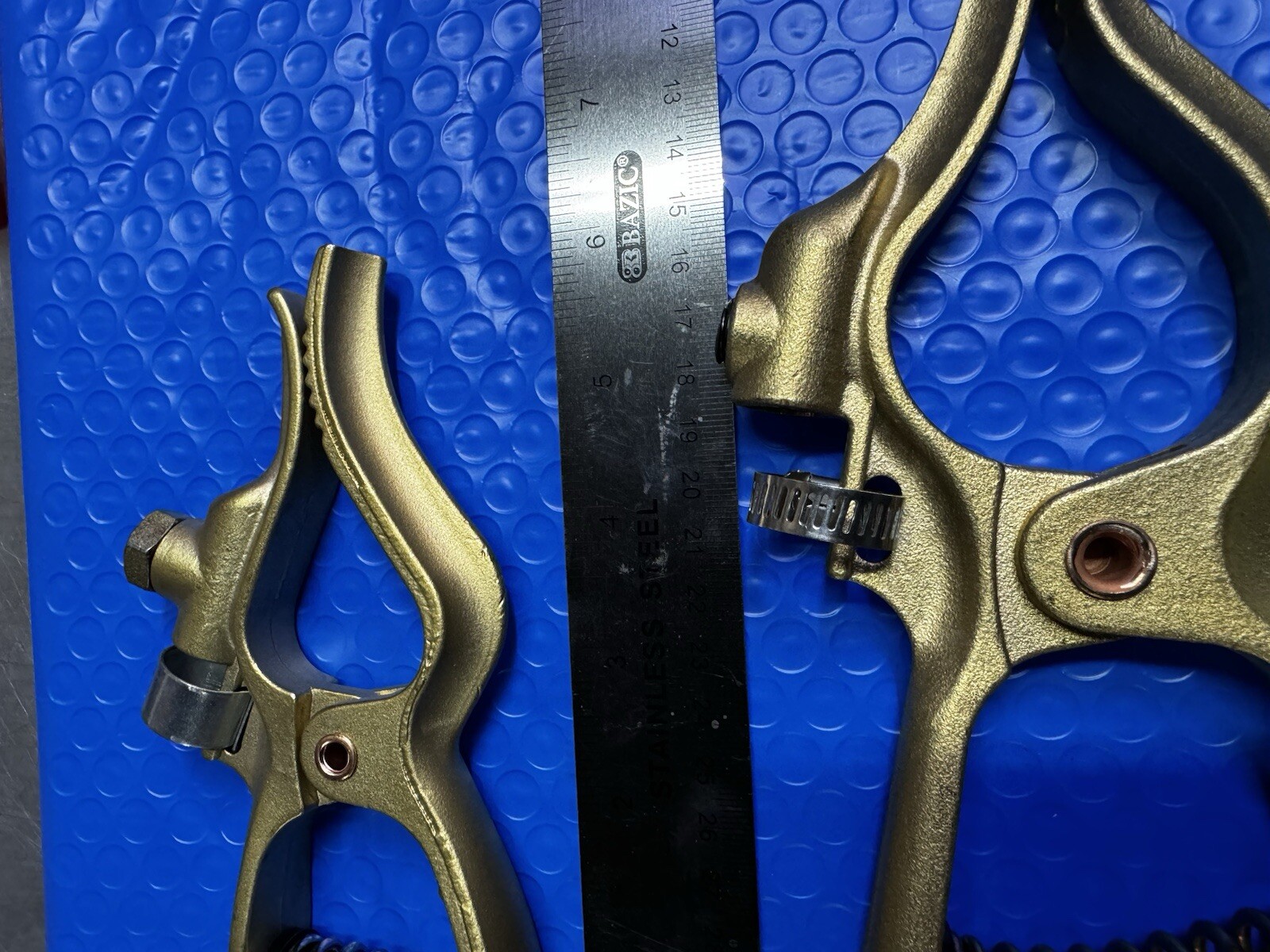 GC-300 GC 200 One Each Copper Ground Clamp Compatible with Tweco