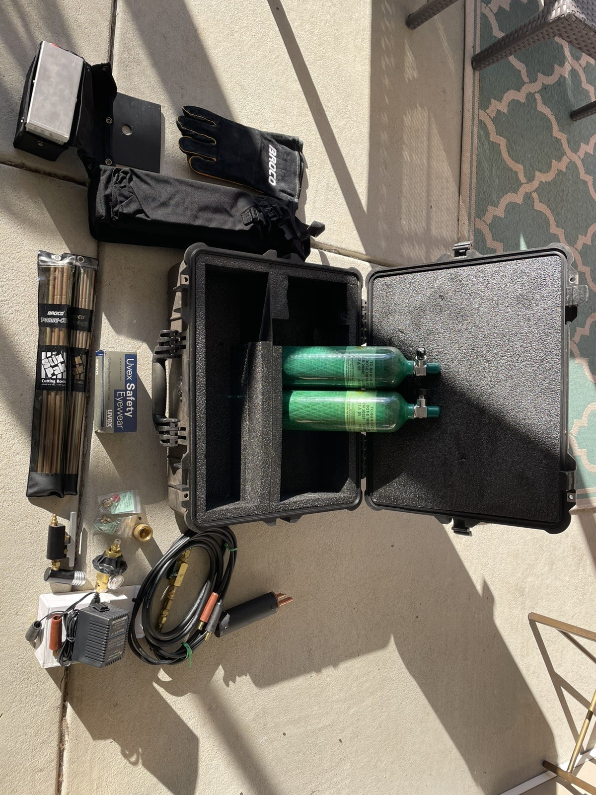 Broco Cutting Torch Kit w/ tanks, and more. Pelican Case Included