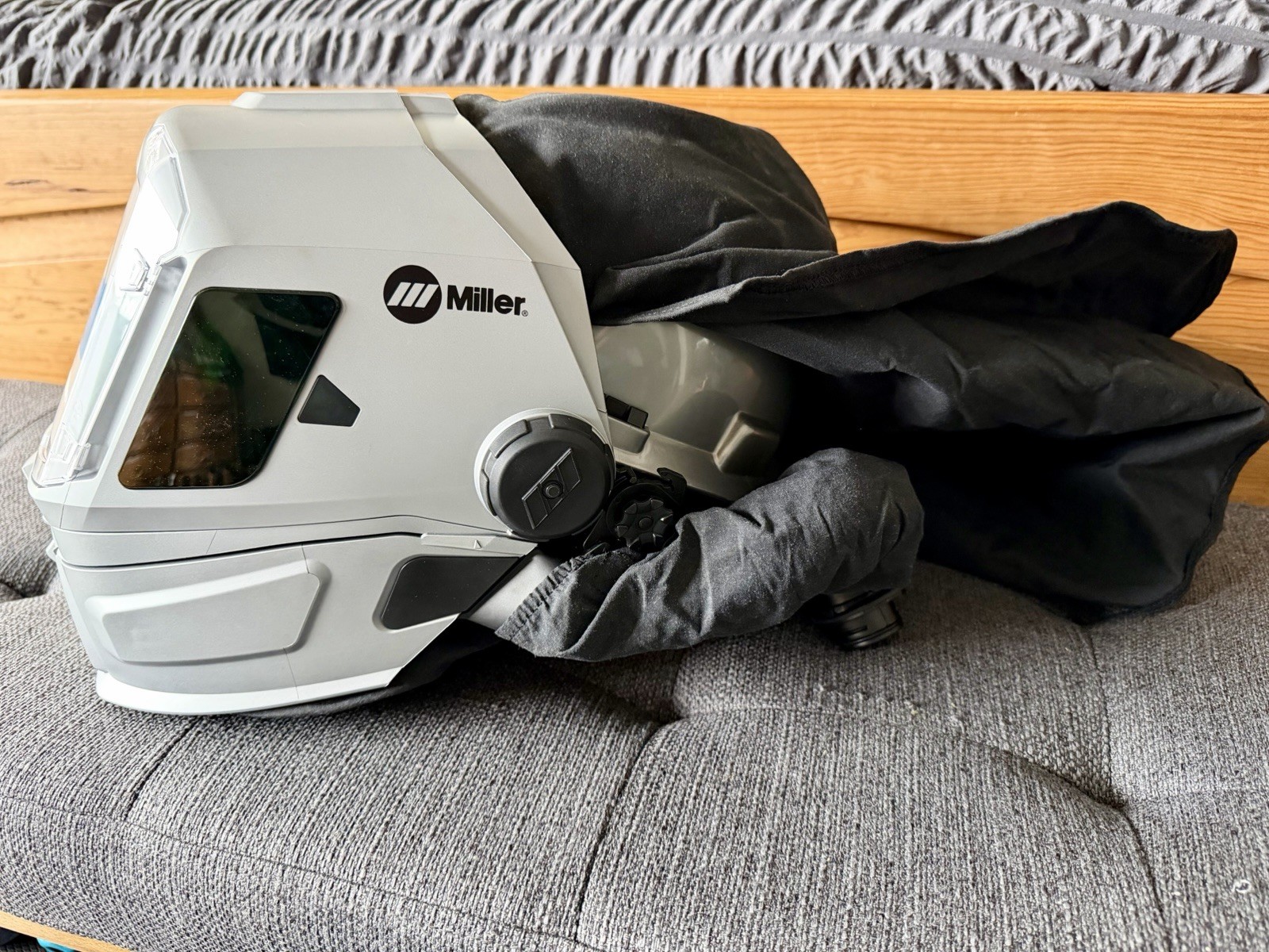 Miller PAPR 2 Hard Hat w/T94iH-R | PAPR System | 1 Battery Included | 287510
