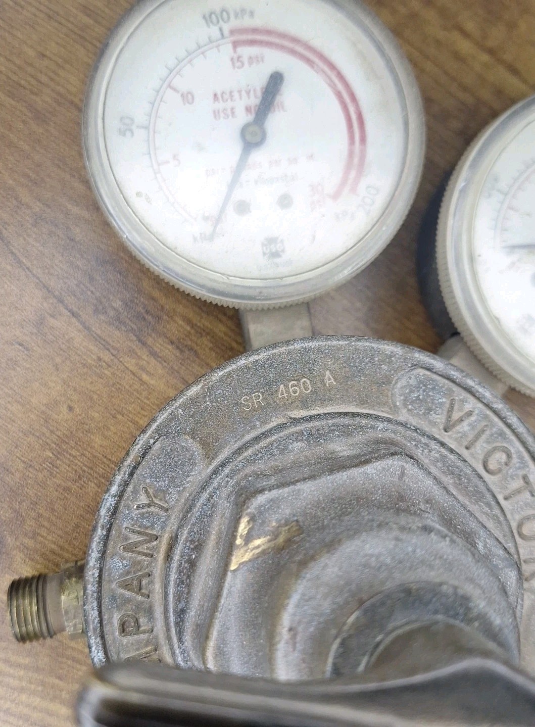 Victor SR 460 A Compressed Gas Regulator (#173) Company Equipment Acetylene