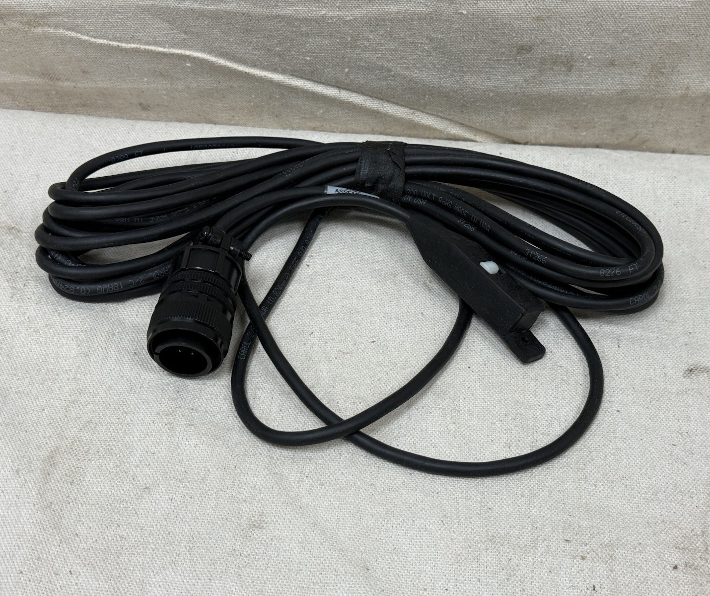 LINCOLN ELECTRIC K814 Arc Start Switch 25 ft Cable Lg Pushbutton