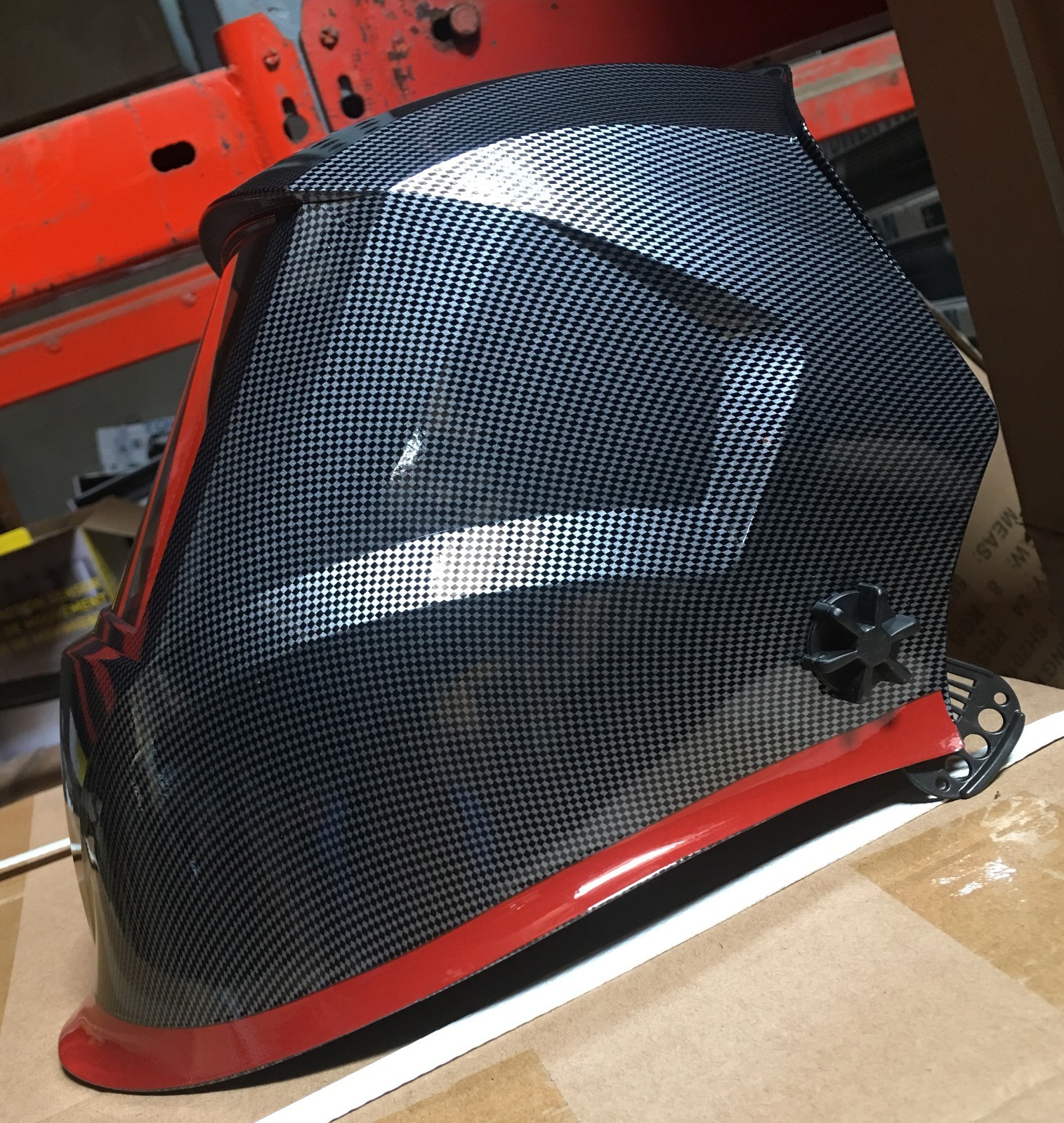 CNR9 AUTO DARKENING WELDING/GRINDING HELMET sensitive,4 sensor, DIN 4-13 Hood