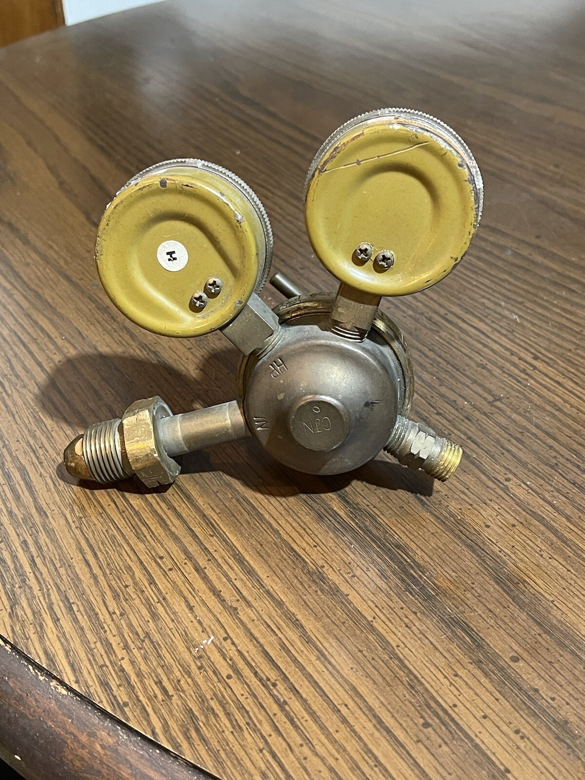 RADNOR Rc250-15-510 MEDIUM DUTY ACETYLENE SINGLE REGULATOR