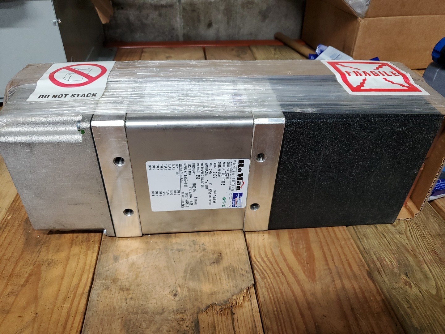 Roman Manufacturing Spot Welding Power Supply TDC-7106 machine transformer.