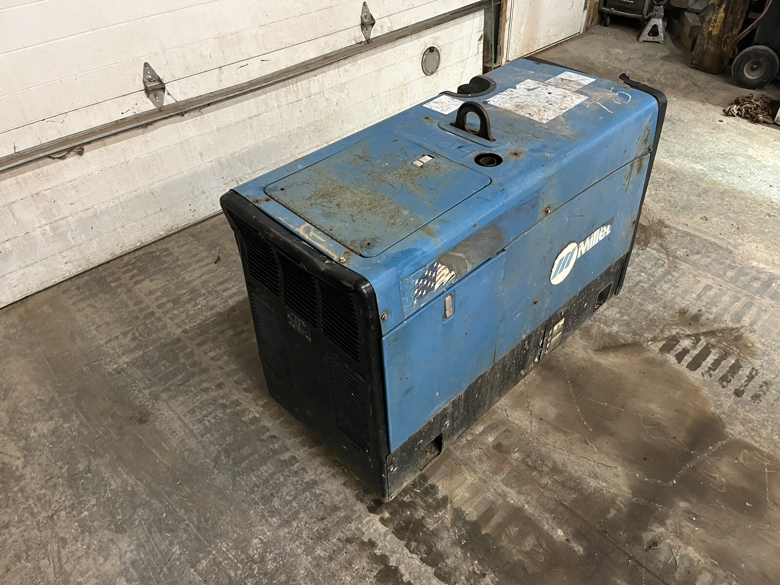 Miller Legend 302 CC/CV, DC Welder 5500 Watt Generator 5.5kw FOR PARTS WE SHIP