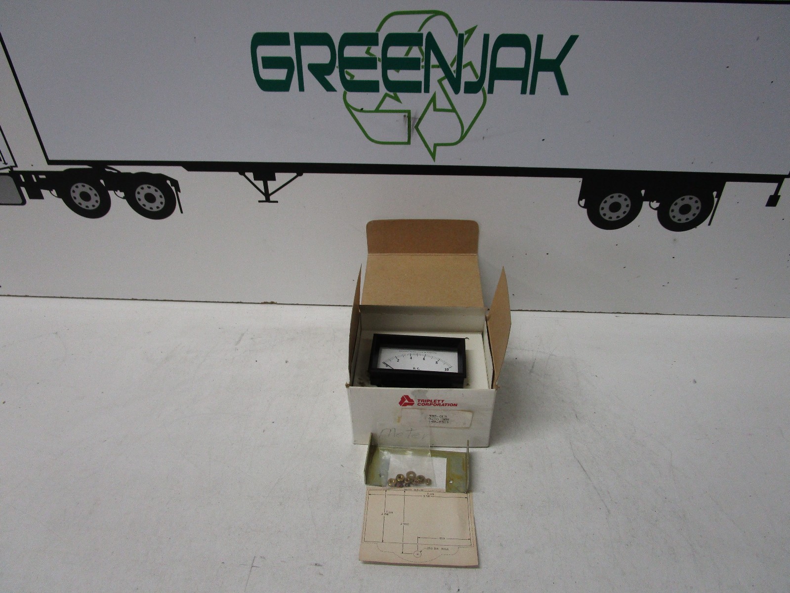 TRIPLETT CORPORATION 320-GLB 0-10 DCV D.C. VOLT METER – NEW – FREE SHIPPING