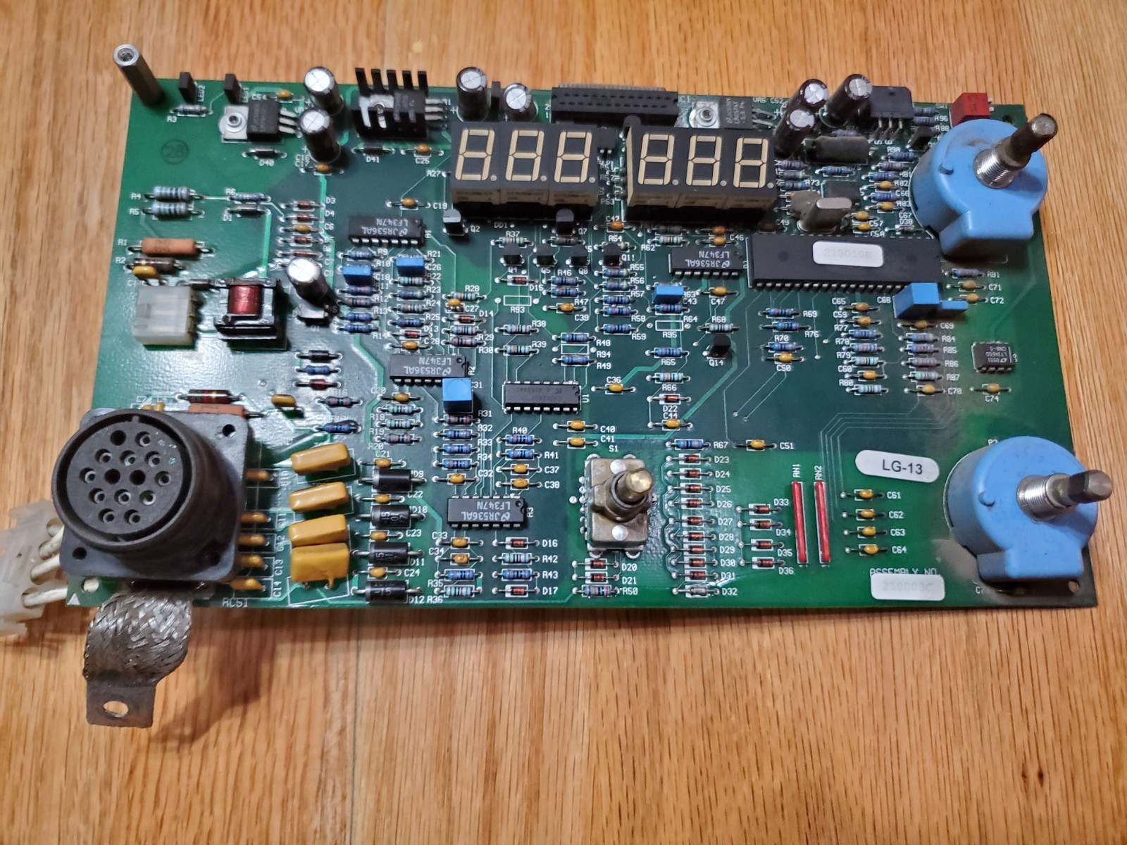 Miller XMT 350 CC/CV 218010B CIRCUIT CARD ASSEMBLY, FRONT PANEL DISPLAY PC3