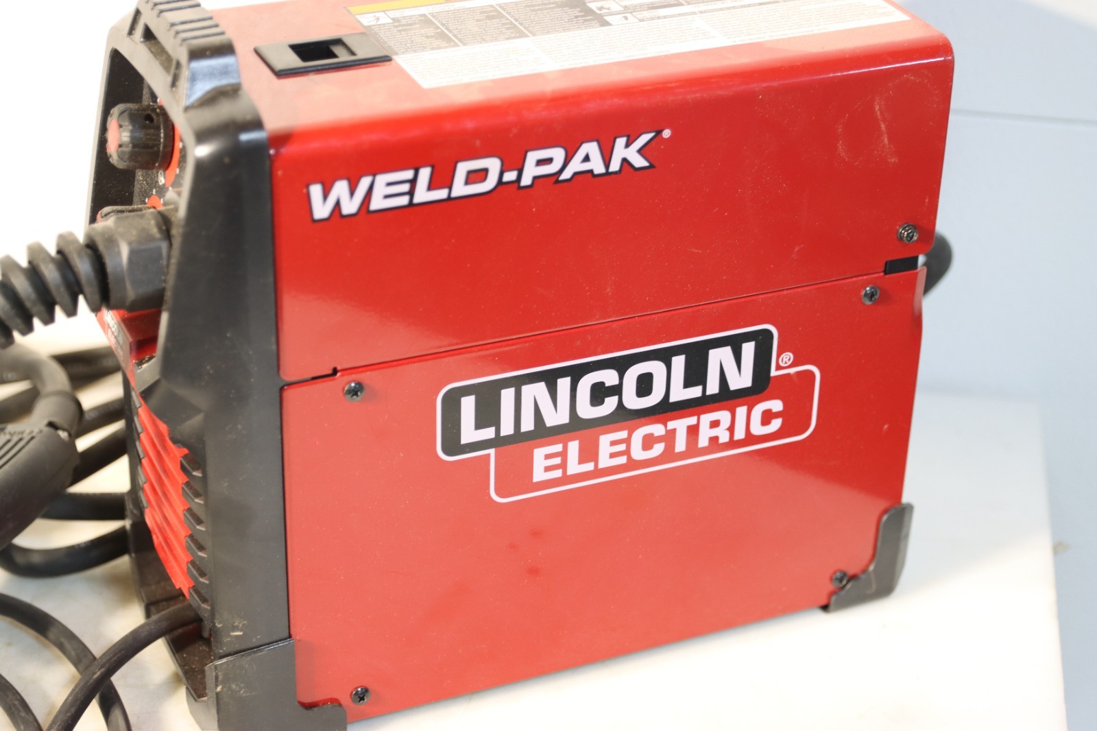Lincoln Electric WELD-PAK 90i FC Flux-Cored Wire Feeder Welder, Needs New Tip