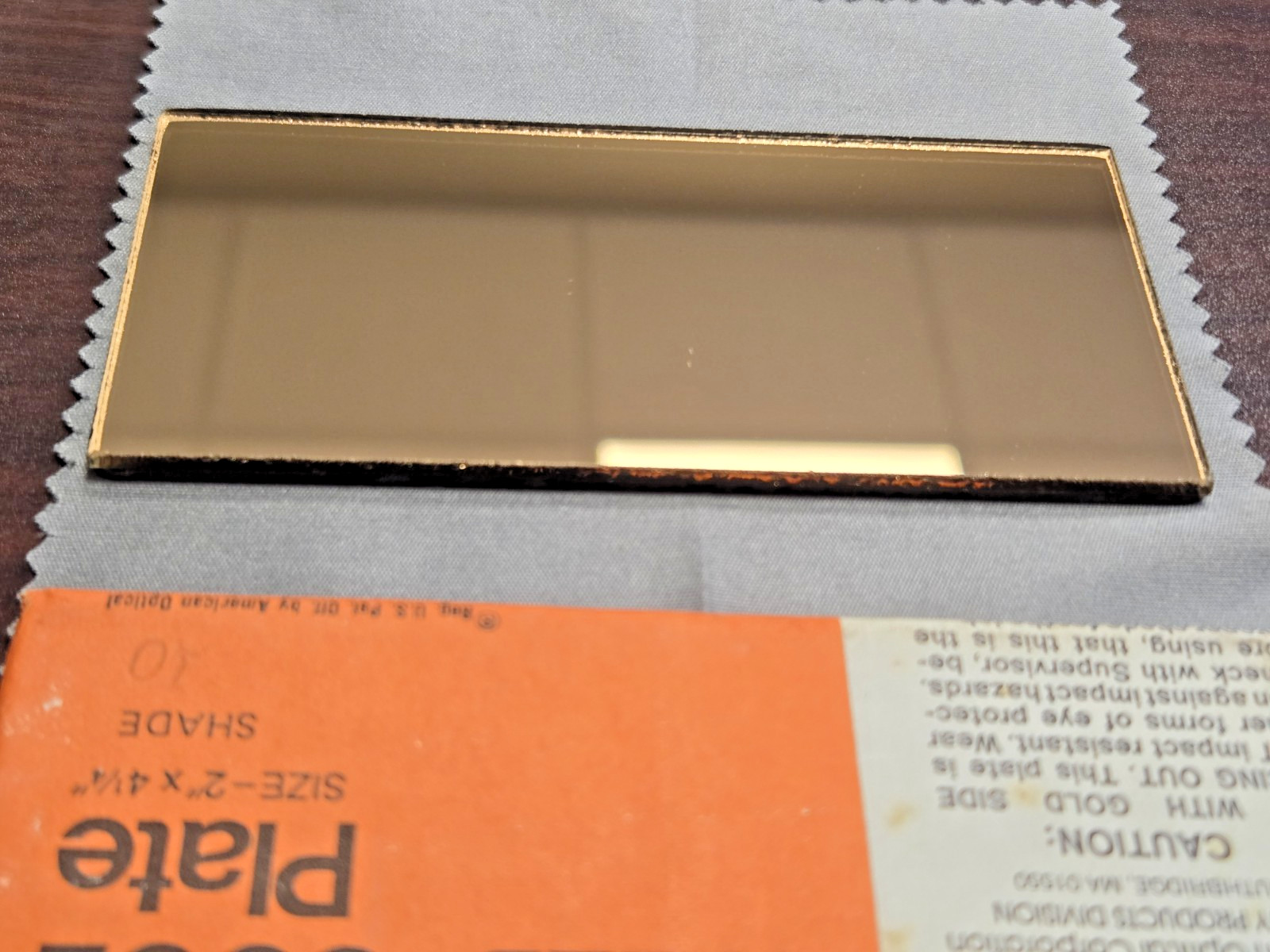 Vintage American Optical AO No. 274 Weld Cool Gold Mirror Shade 10 NOS Lens WC10
