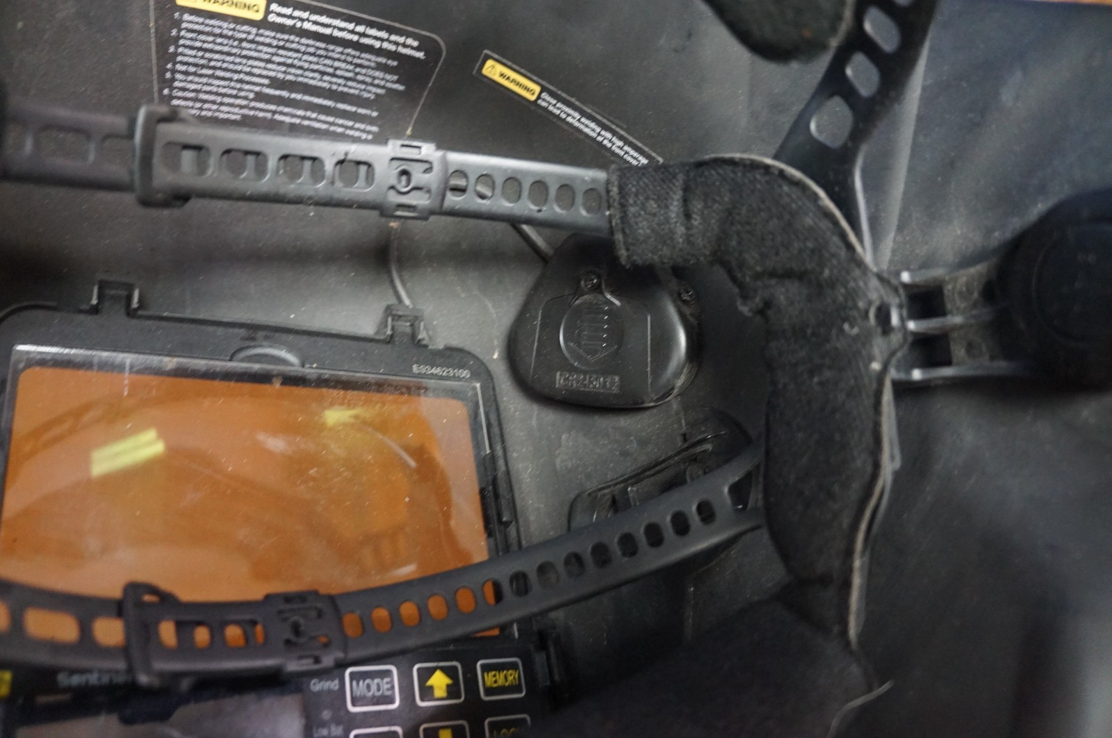 Sentinel A60 Welding helmet ESAB Black Auto Darkening Parts Or Repair No Power
