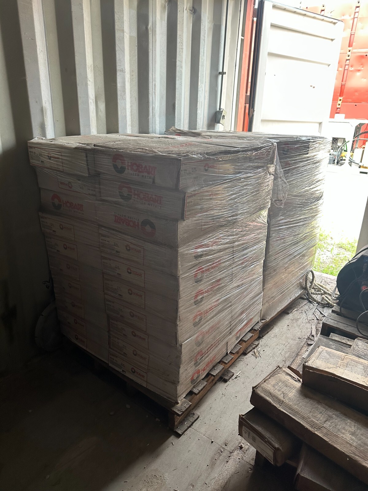 3/32″/2.4mm Welding wire in 50lbs rolls/22.7kg Fabshield 7027 , 4000lbs availb.