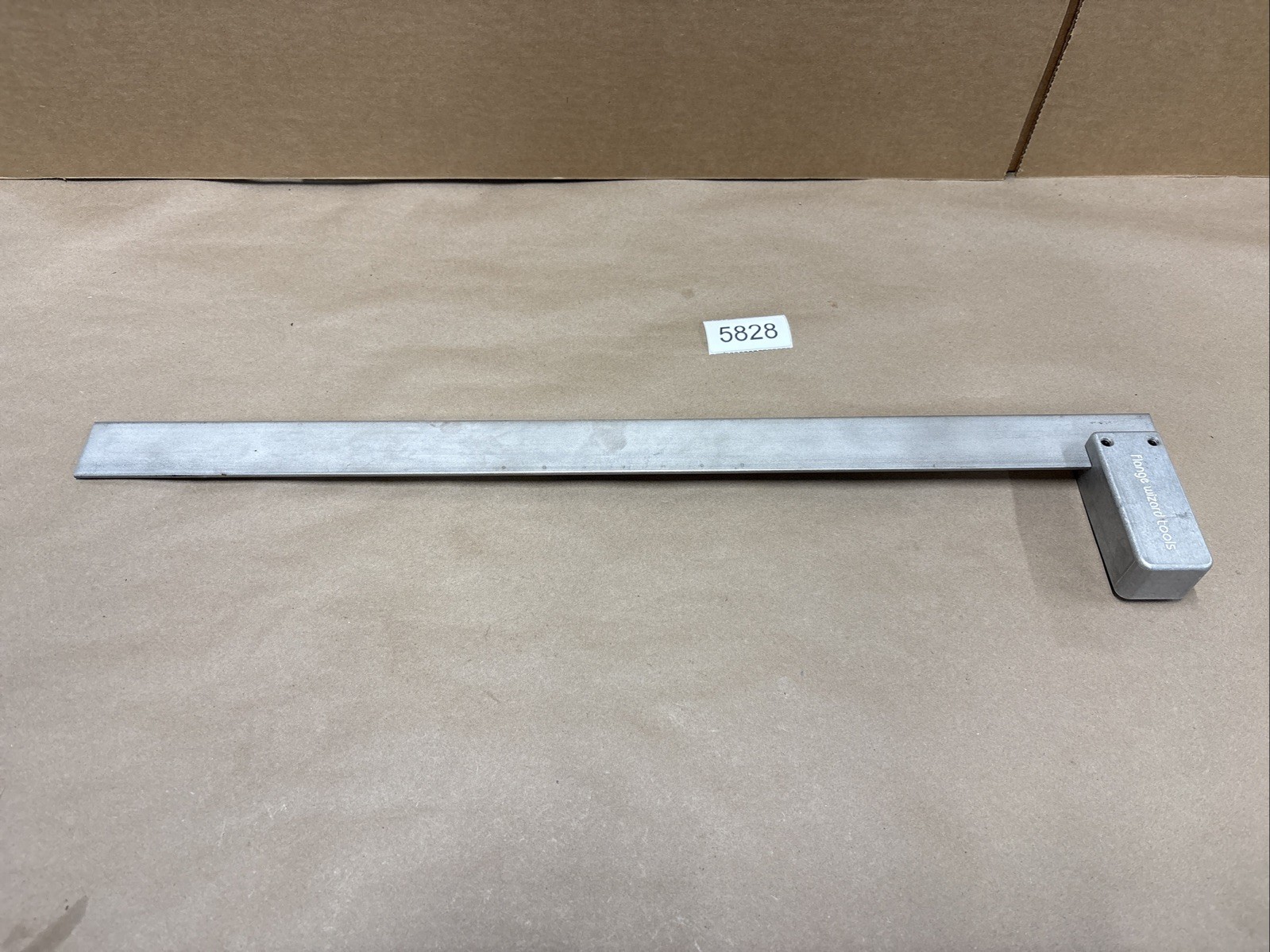 Flange Wizard Tools Magnetic Torch Cutting Guide Block 23-7/8”