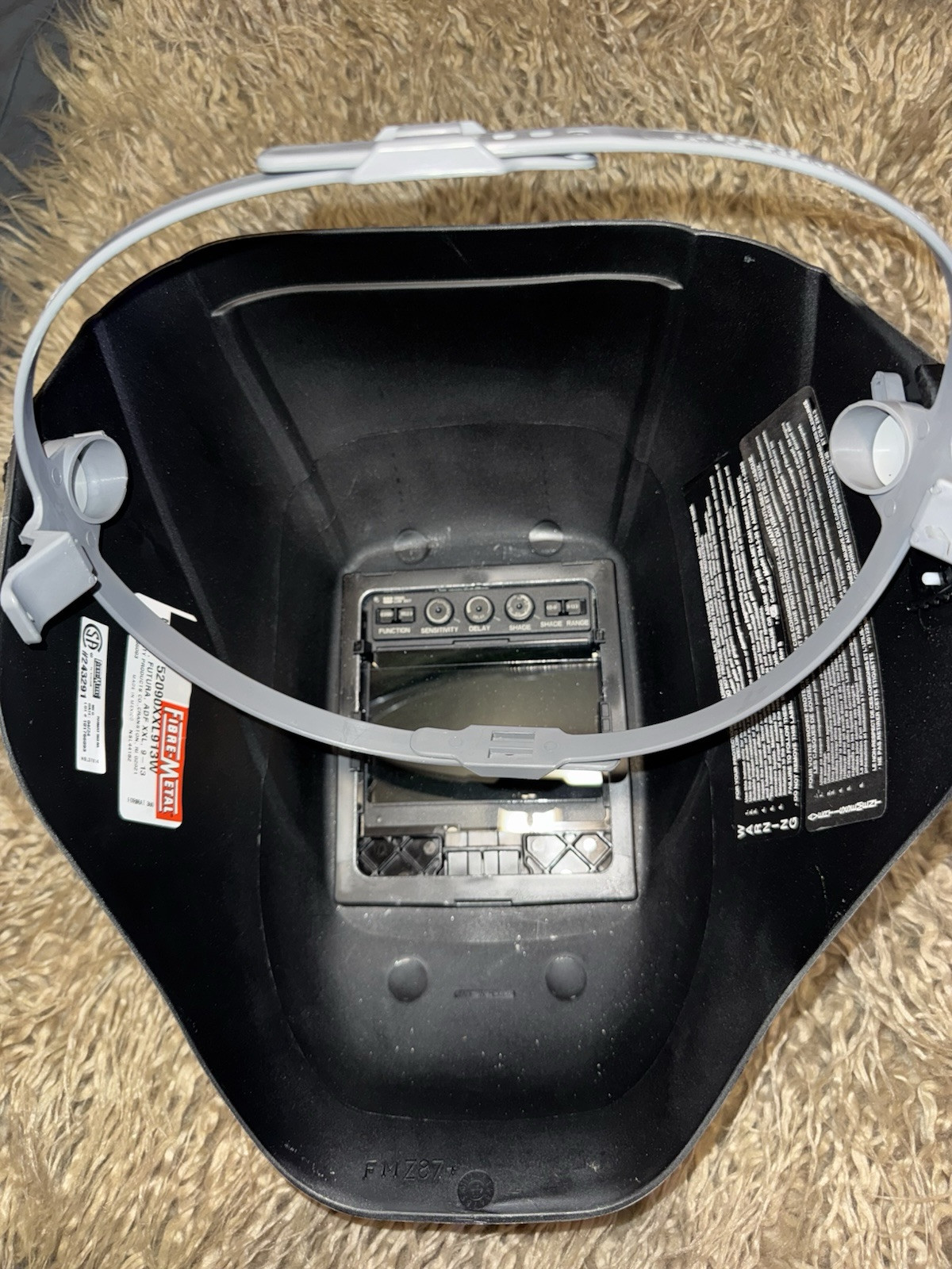 Honeywell Tigerhood Futura Thermoplastic Fixed Front Welding Helmet 9-13 Lens