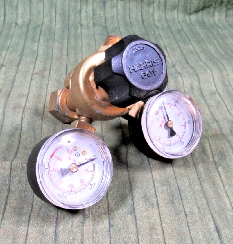 HARRIS 601 Single Stage Regulator – *Untested*