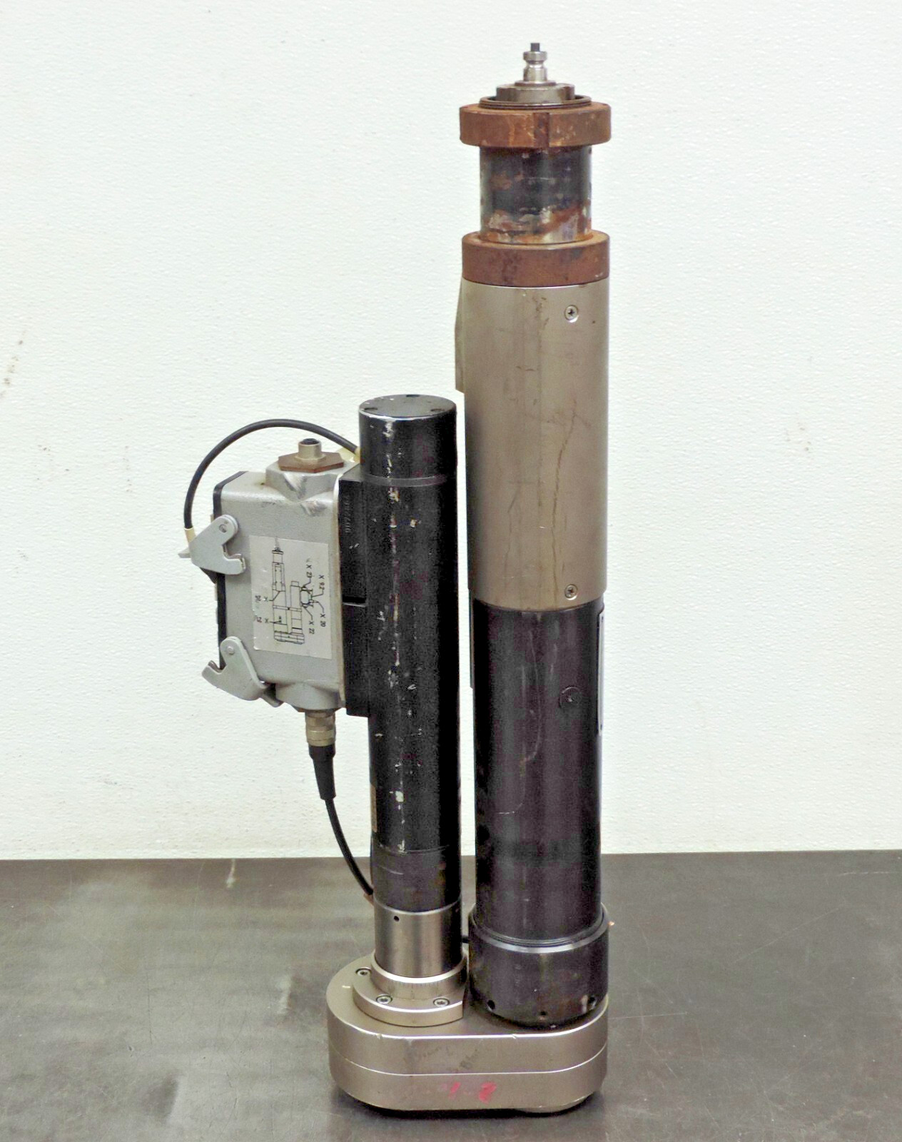 Emhart Tucker GmbH SRT 50S.00.33-4800 T210 035 w/ Motor BSM28150C-R2.4 9075864