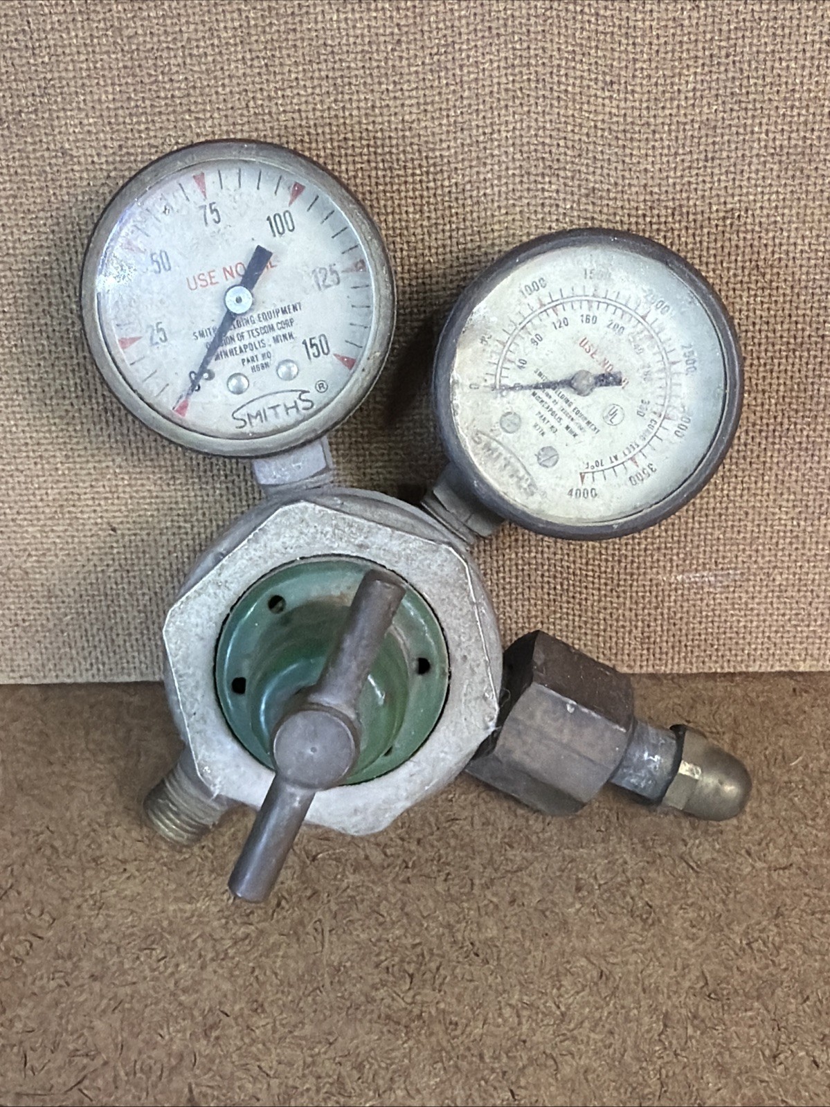 Smiths Oxygen & Acetylene Regulator Green Used Welding Torch Gauge GUC!