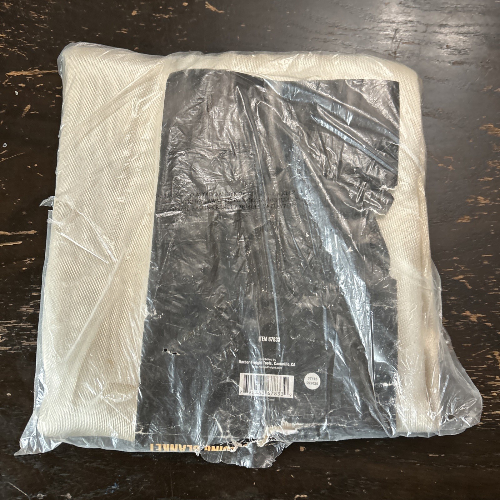 New – Chicago Electric Welding 4 Ft x 6 Ft Fiberglass Welding Blanket #67833