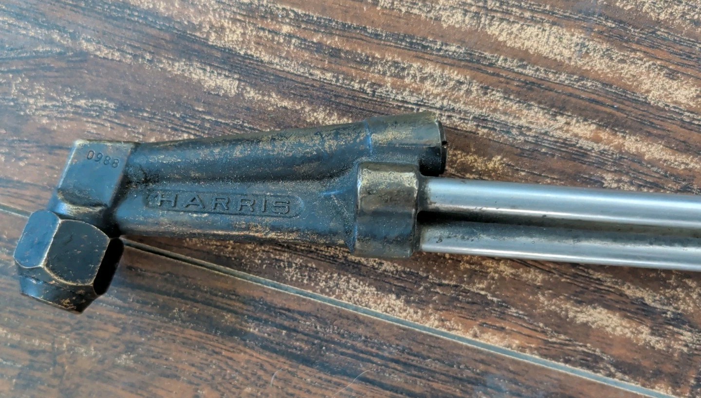 Harris Calorific 62-3 brass Cutting Torch 36″ Made in USA