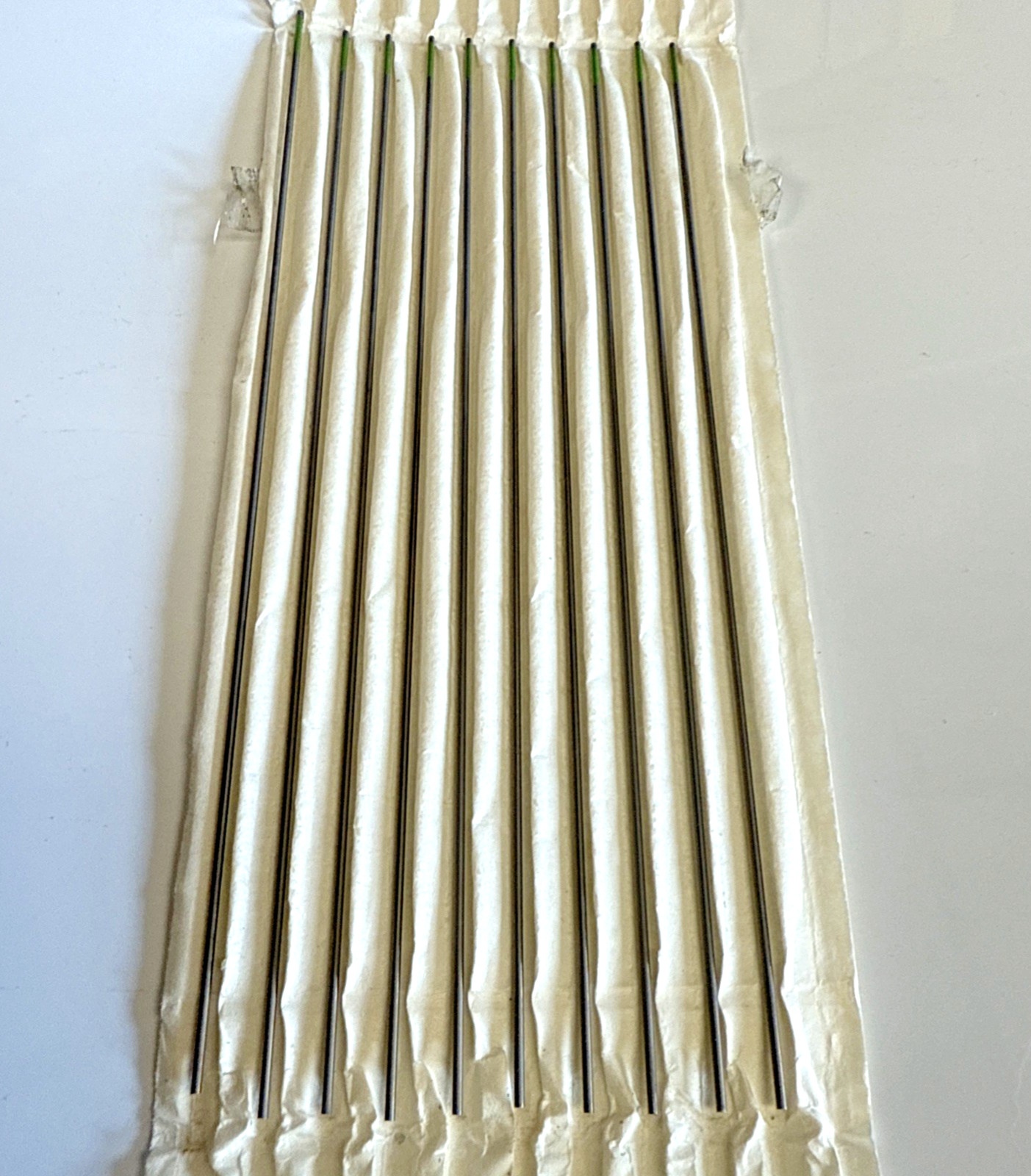 L-Tec Heliarc Pure Tungsten Electrodes 796F00 .040″ × 6″ Ground Finish – 10 Pack