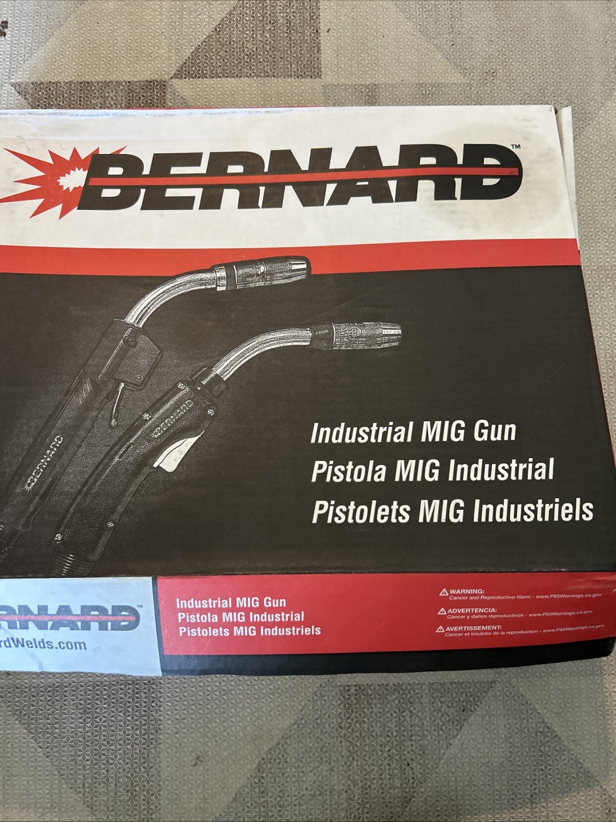 BERNARD Q3015AE8XMC MIG Welding Gun 300 A 15 Ft. L Miller