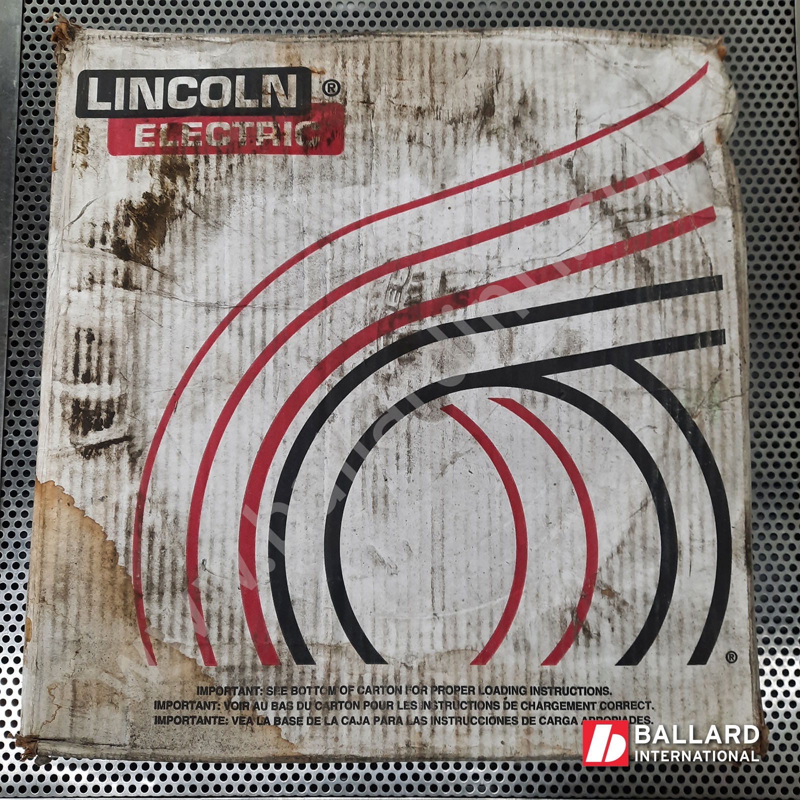 Lincoln Electric ED011666 Superarc L-56 70S-6 1/16″ X 60 Lbs. Wire Spool