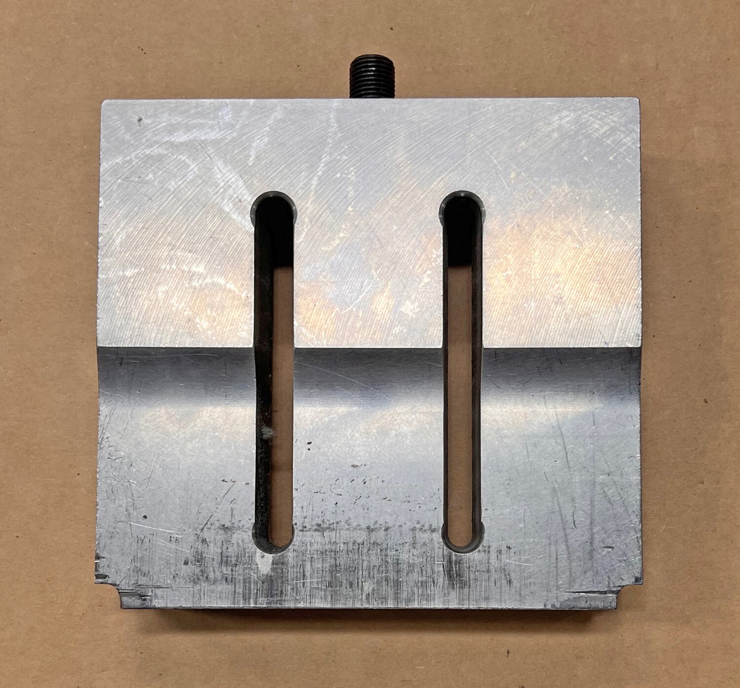 BRANSON ULTRASONIC WELDER Slotted BOOSTER HORN 416-026-021 20kHz 5″ x 1.25″