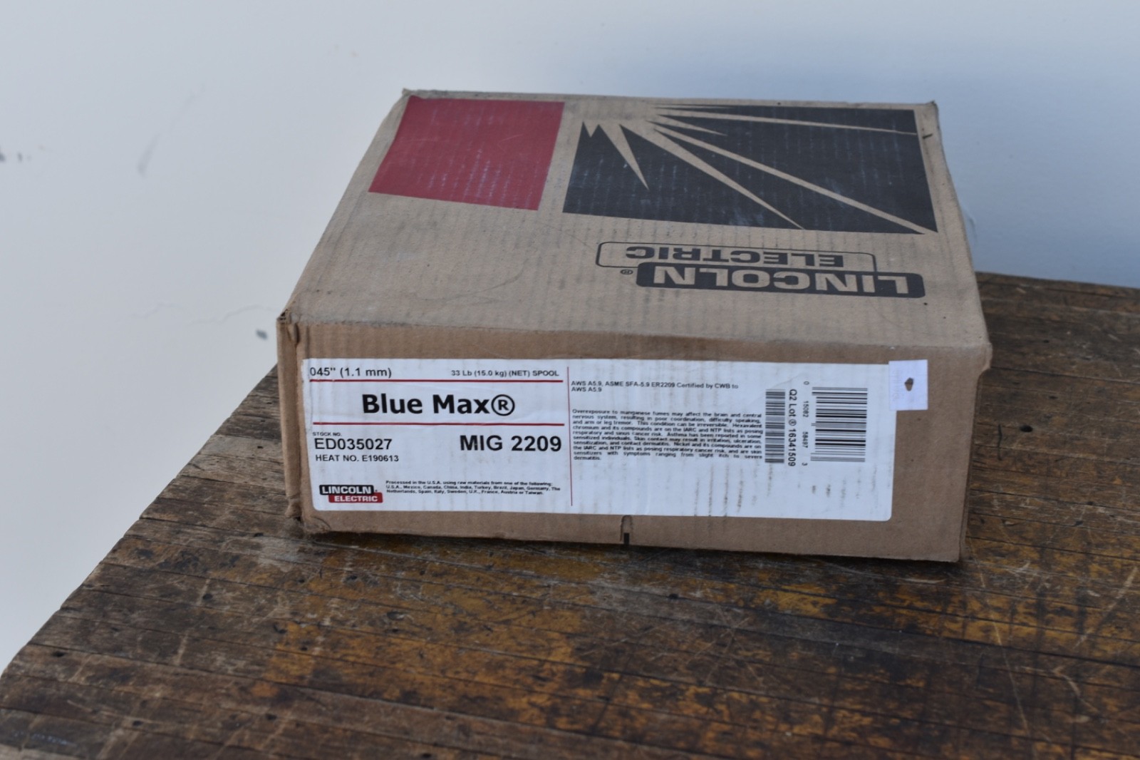 Lincoln ED035027 Blue Max 2209 MIG GMAW Stainless Steel Welding Wire, 0.045 in,